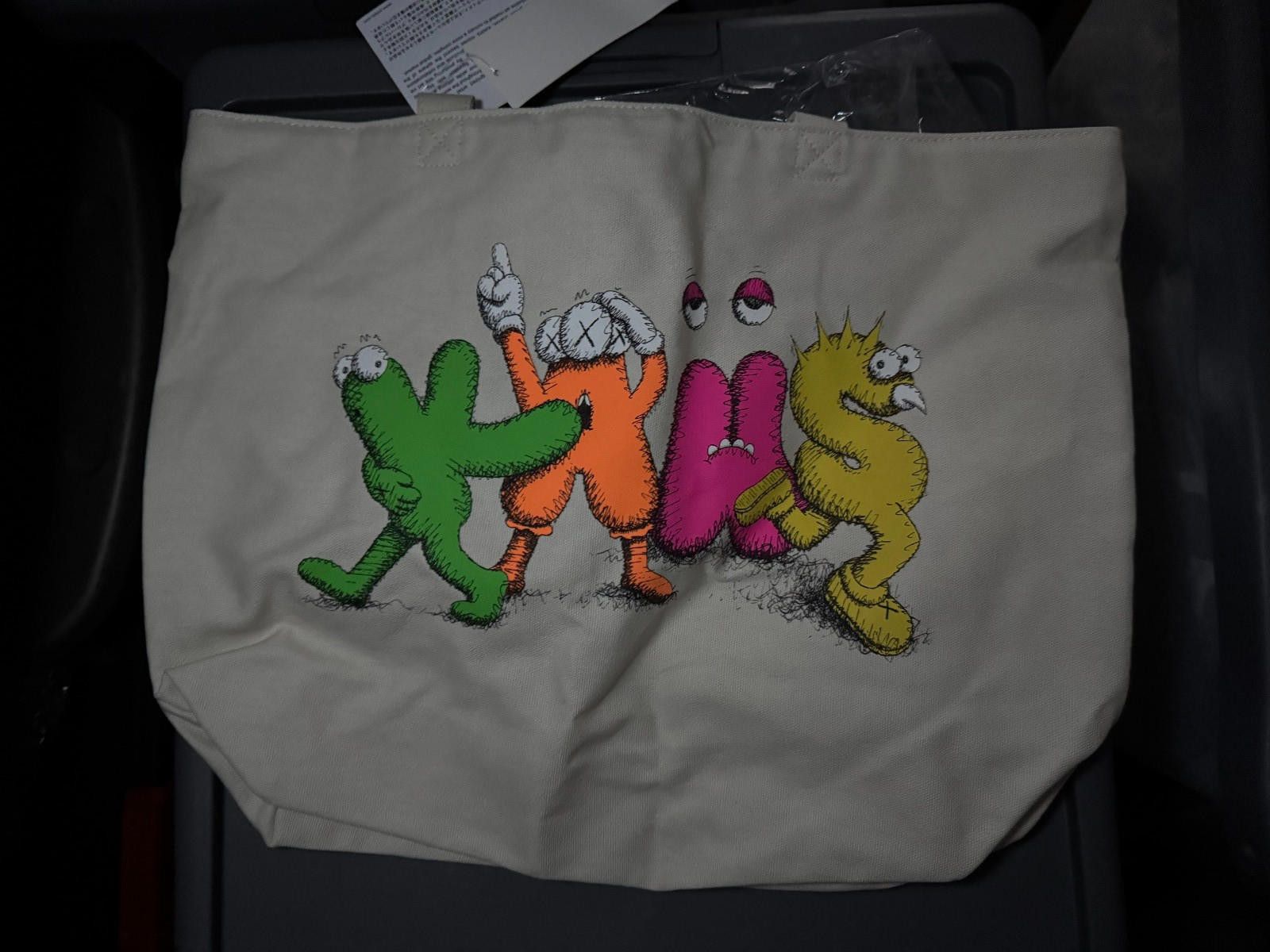 Uniqlo KAWS x UNIQLO 2016 Beige Light Brown Canvas Tote Bag Logo Size ONE SIZE - 1 Thumbnail