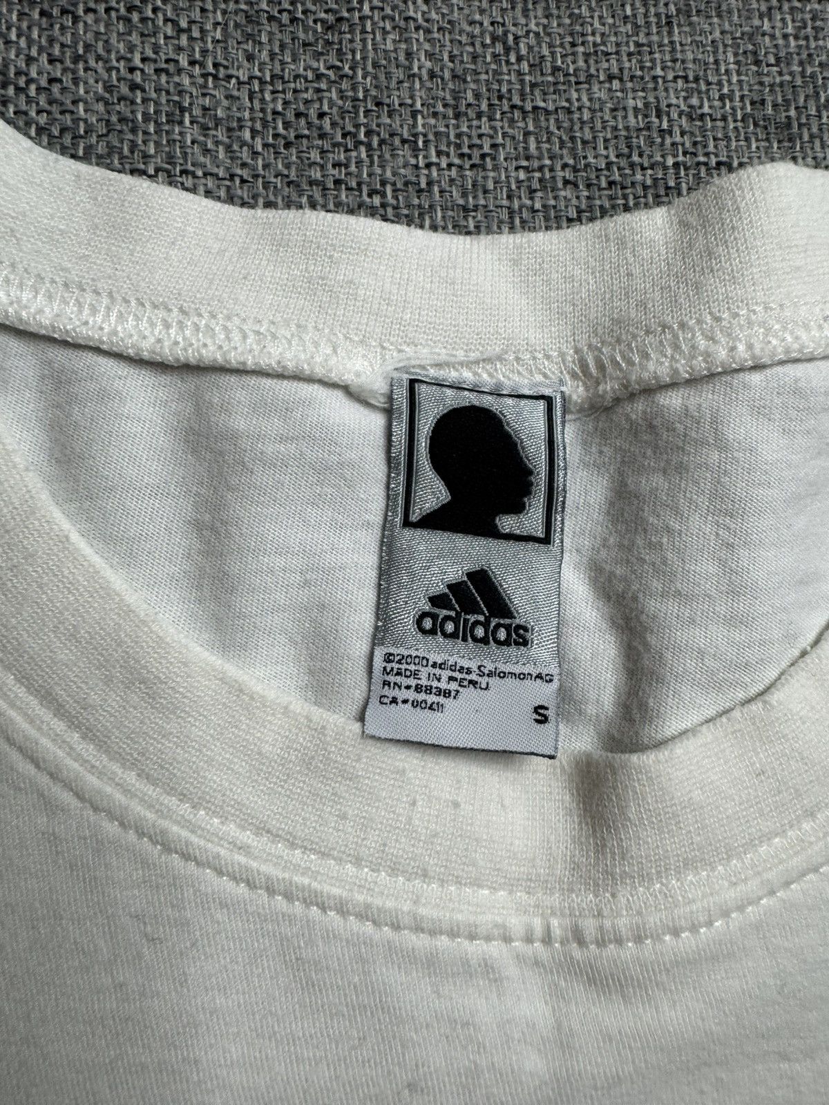 Adidas Vintage Adidas Kobe Two Big Logo white T-Shirt Size US S / EU 44-46 / 1 - 4 Thumbnail