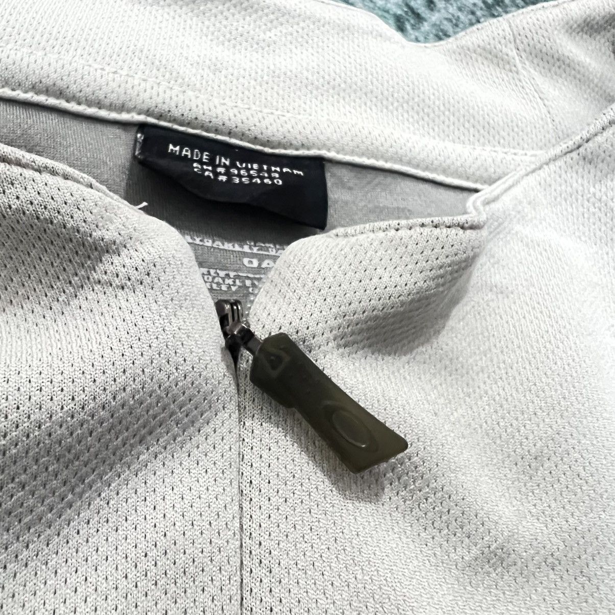 Oakley vintage oakley center halfzip jersey Size US XL / EU 56 / 4 - 4 Thumbnail