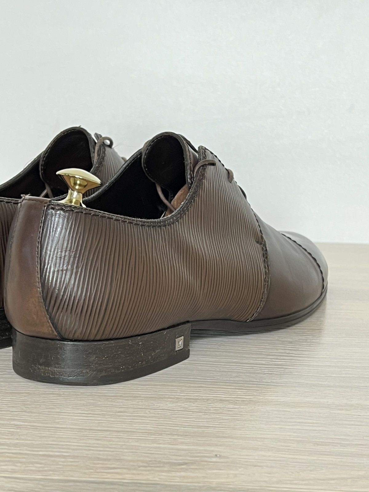 Louis Vuitton Louis Vuitton Epi Leather Cap Toe Derby Shoes Brown Size 10 Size US 10 / EU 43 - 11 Thumbnail