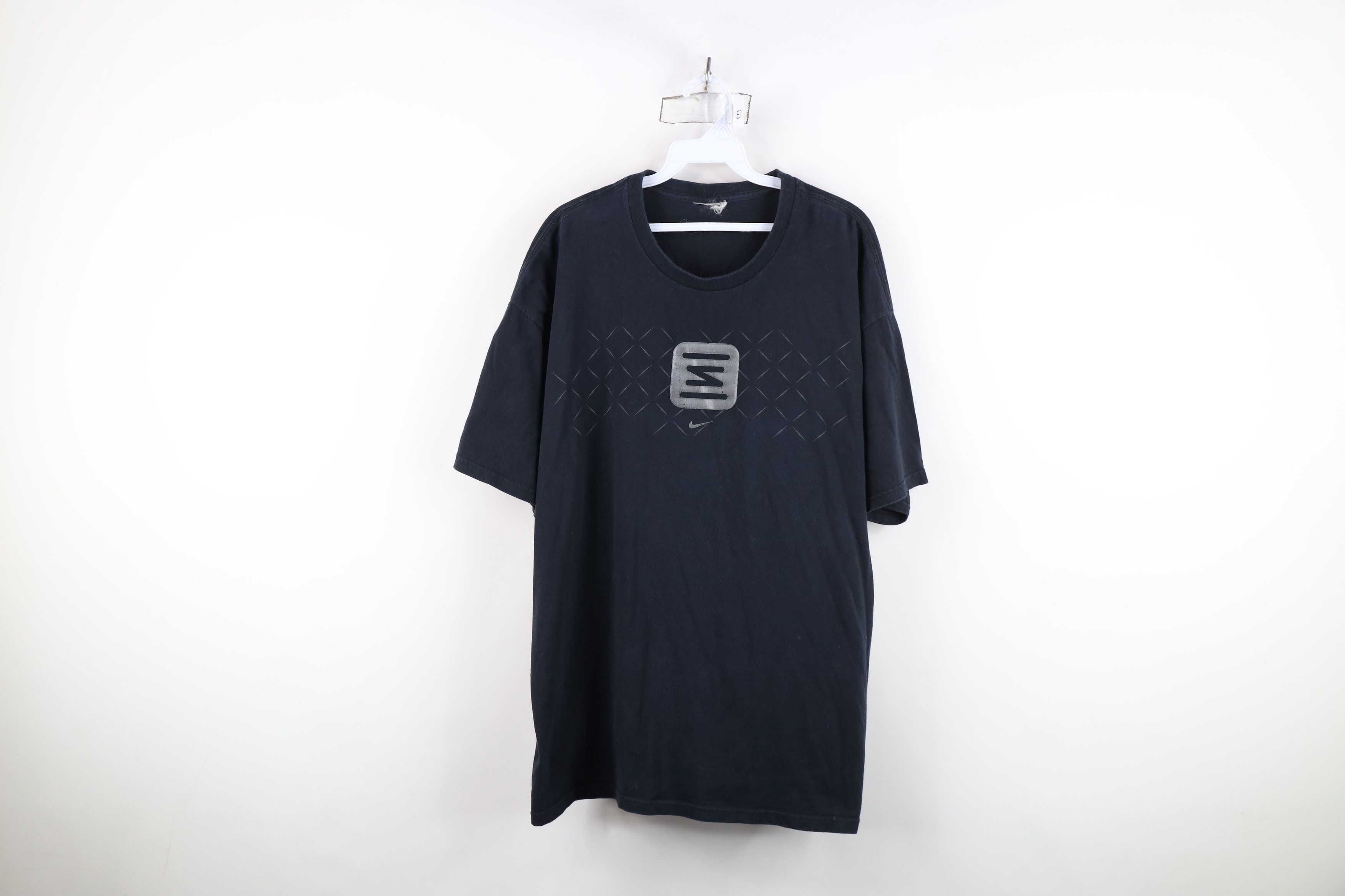 Nike Vintage Nike Shox Travis Scott Center Swoosh T-Shirt Black Size US XXL / EU 58 / 5 - 1 Thumbnail
