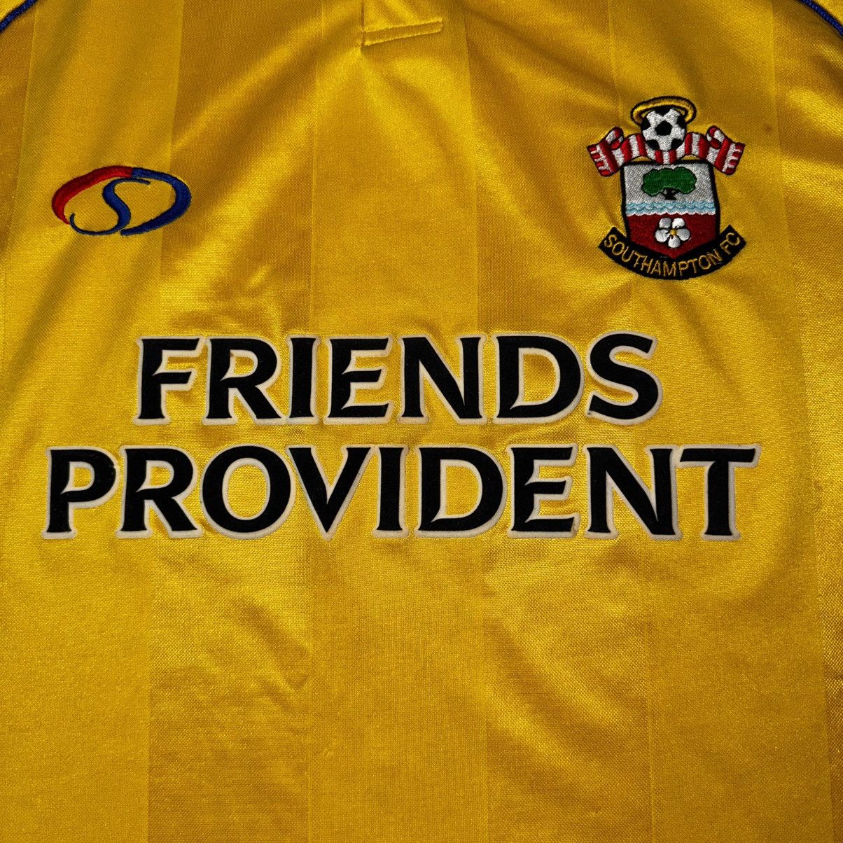 Other SOUTHAMPTON ENGLAND 2002/2004 FOOTBALL SHIRT SIZE 42/44 Size US XL / EU 56 / 4 - 6 Thumbnail