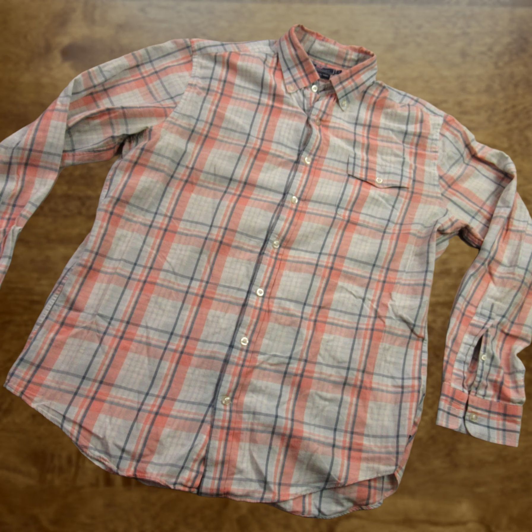 Vineyard Vines Vineyard Vines Shirt Mens Large Long Sleeve Button Front Plaid Slim Fit Size US L / EU 52-54 / 3 - 1 Thumbnail