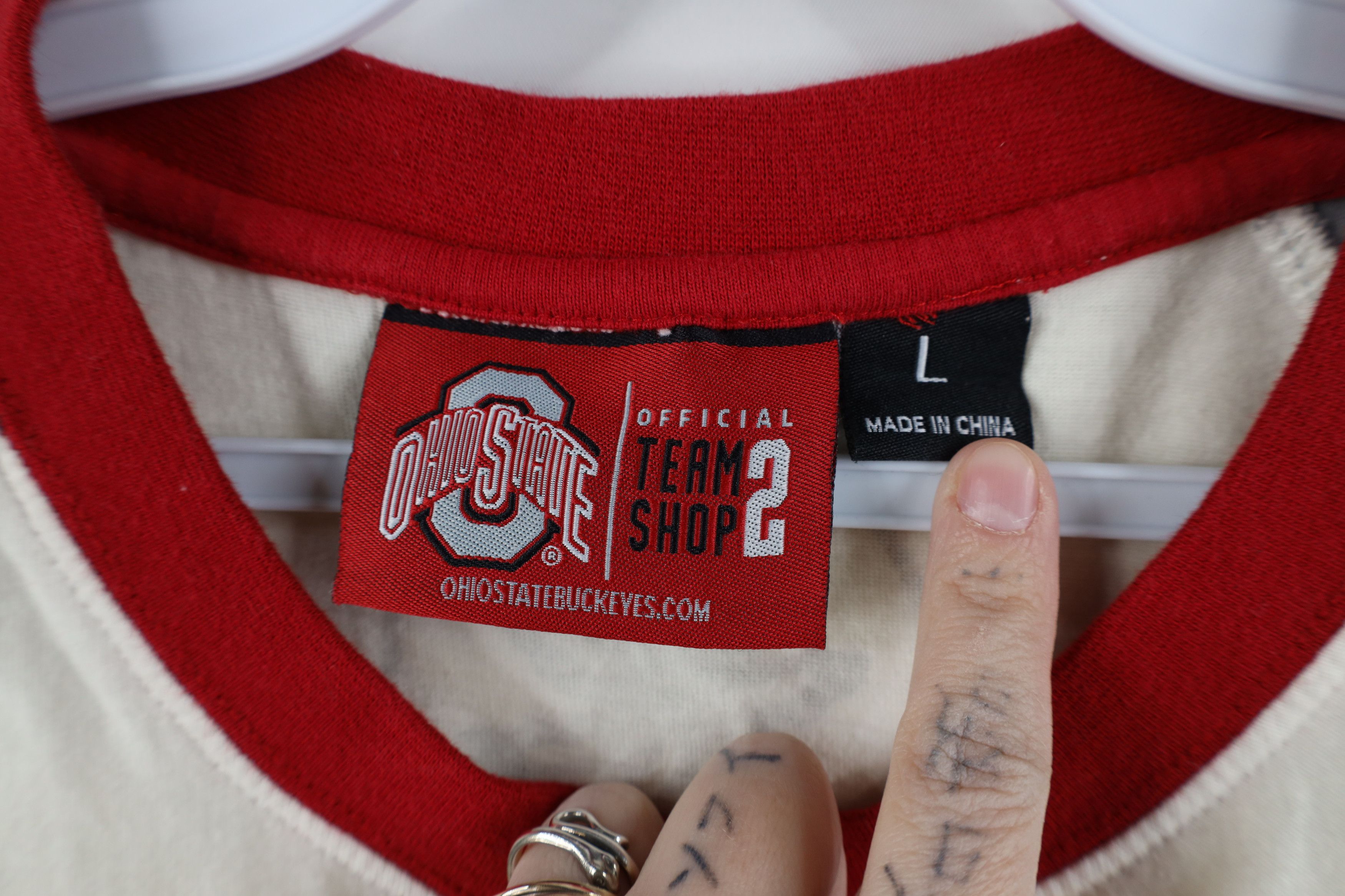 Vintage Vintage Ohio State University Raglan Short Sleeve T-Shirt Size US L / EU 52-54 / 3 - 8 Thumbnail