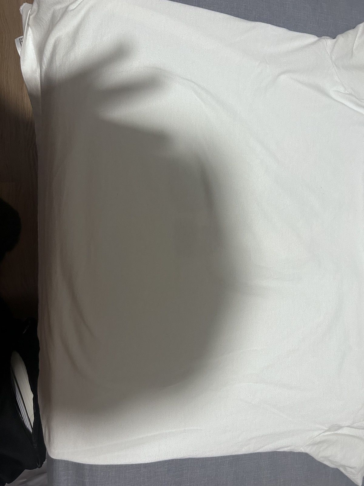 Kaws × Uniqlo Kaws Uniqlo Tee Size US L / EU 52-54 / 3 - 6 Thumbnail