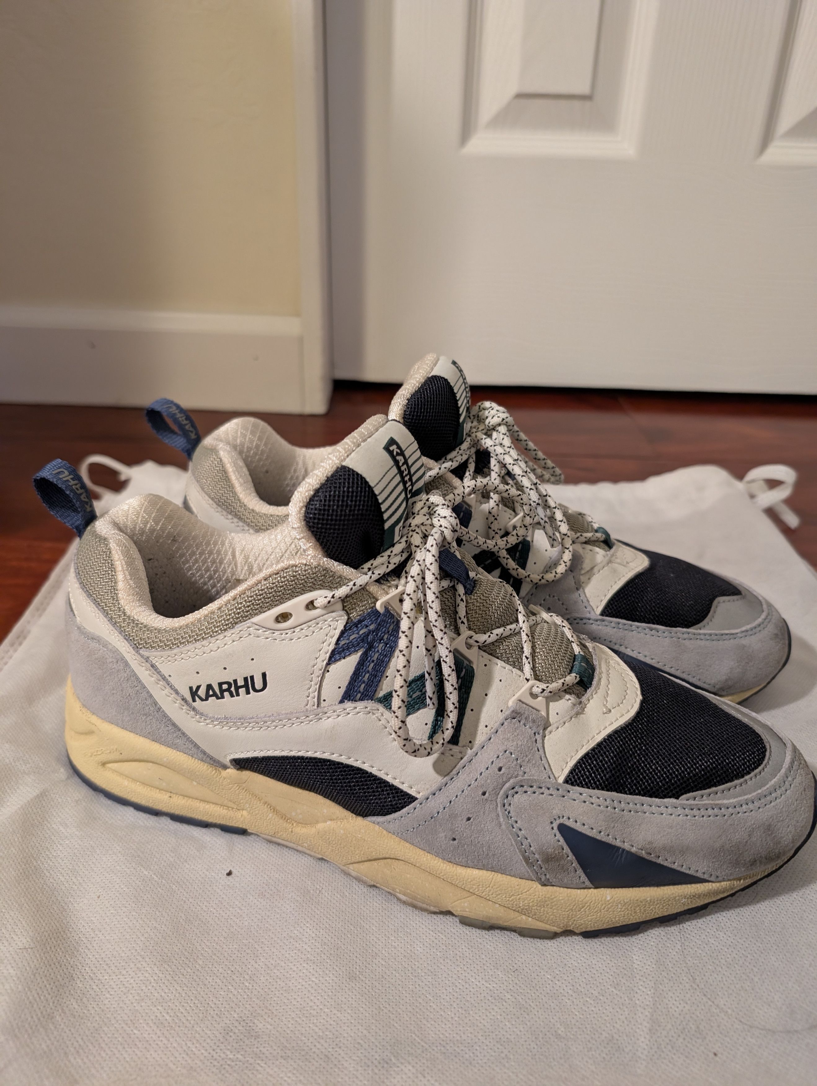 Karhu Fusion 2.0 Size US 9 / EU 42 - 1 Thumbnail