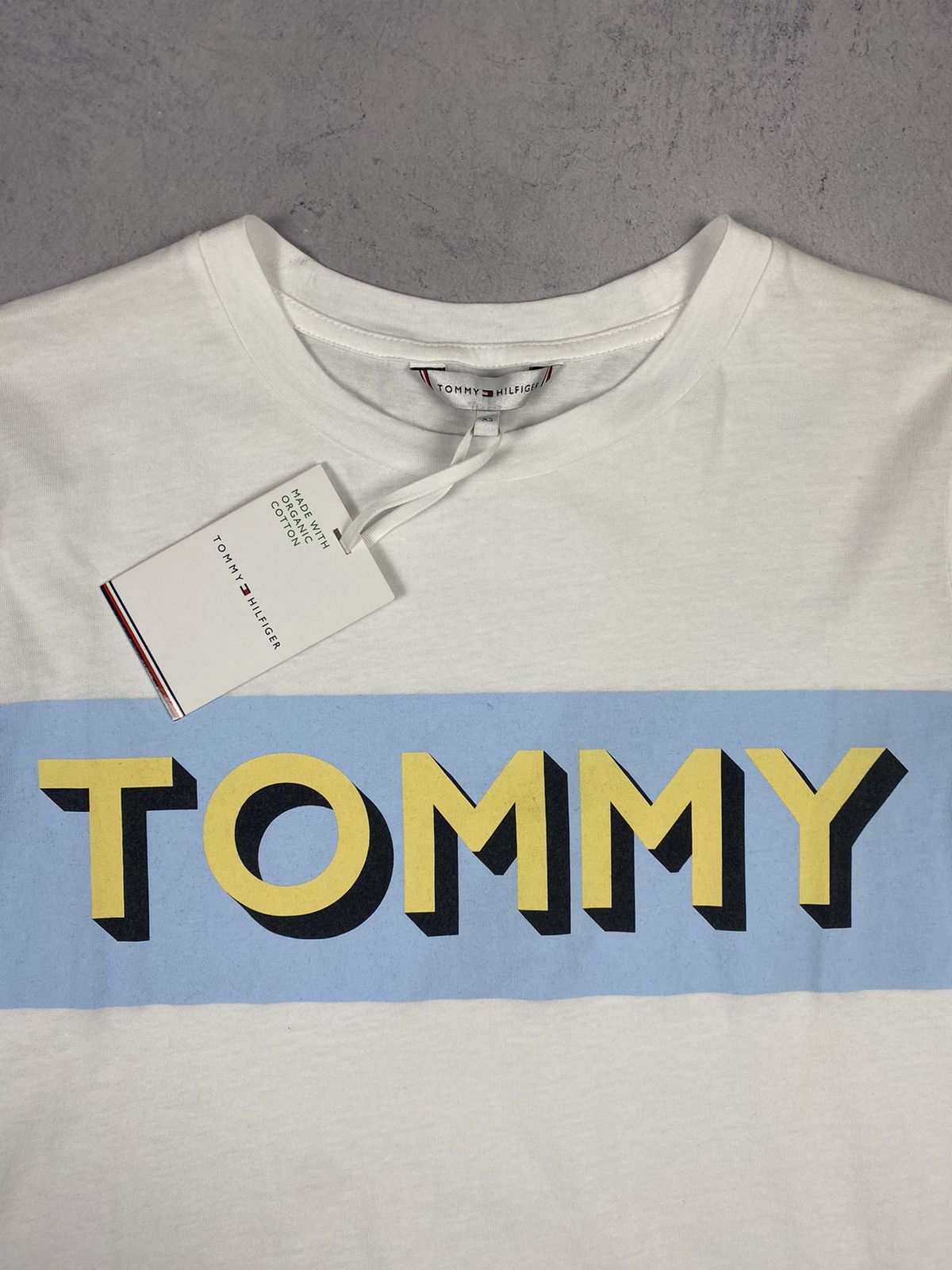 Designer × Tommy Hilfiger Tommy Hilfiger Big Logo Tee Size XS / US 0-2 / IT 36-38 - 3 Thumbnail