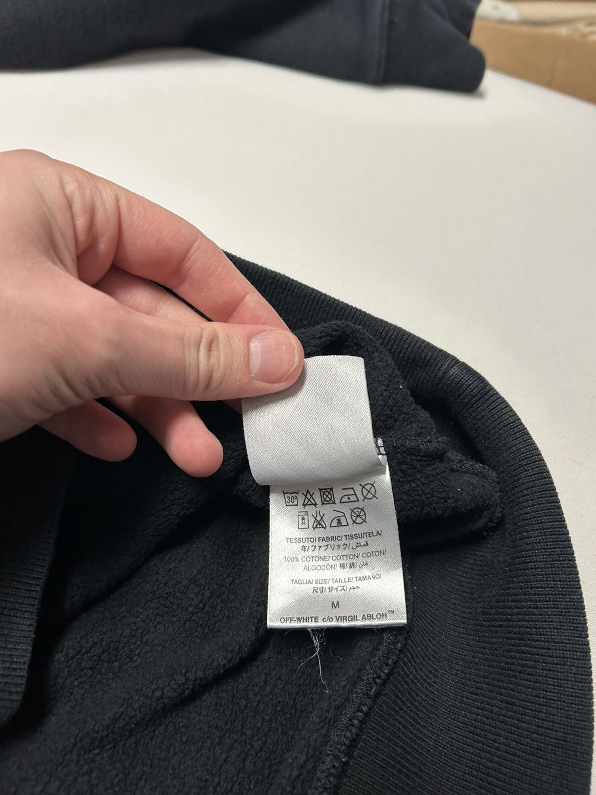 Off-White FW2016 Downtown "Cut Off" Crewneck Size US M / EU 48-50 / 2 - 10 Thumbnail