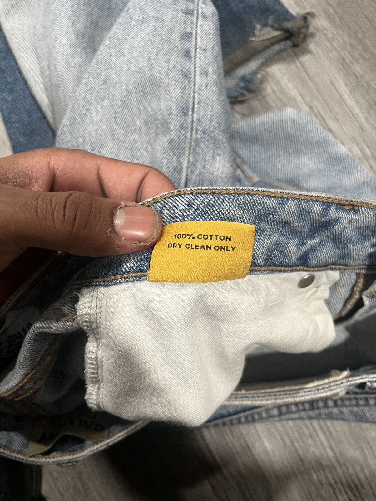 Gallery dept jeans