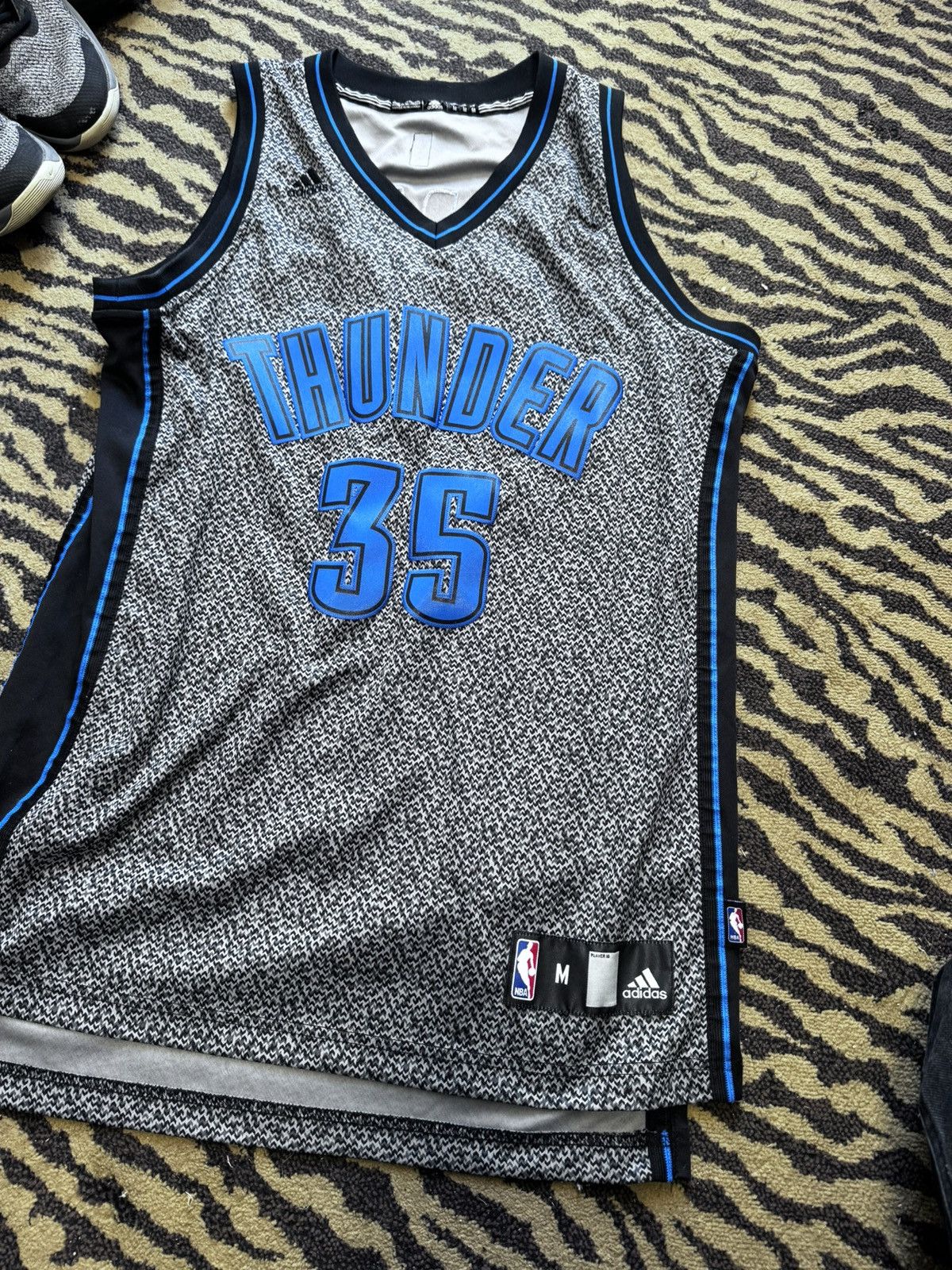 NBA Kevin Durant Thunder Jersey Size US M / EU 48-50 / 2 - 5 Thumbnail