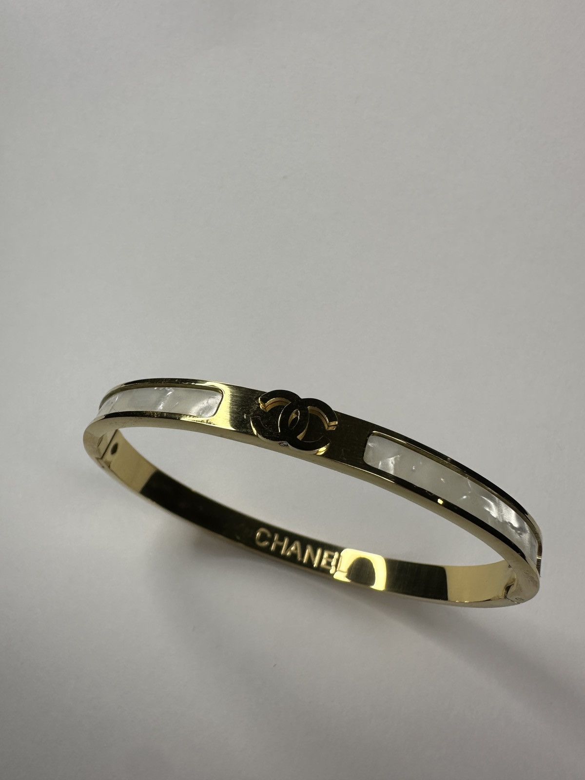 Other Women’s Luxury Gold Bracelet Size ONE SIZE - 3 Thumbnail