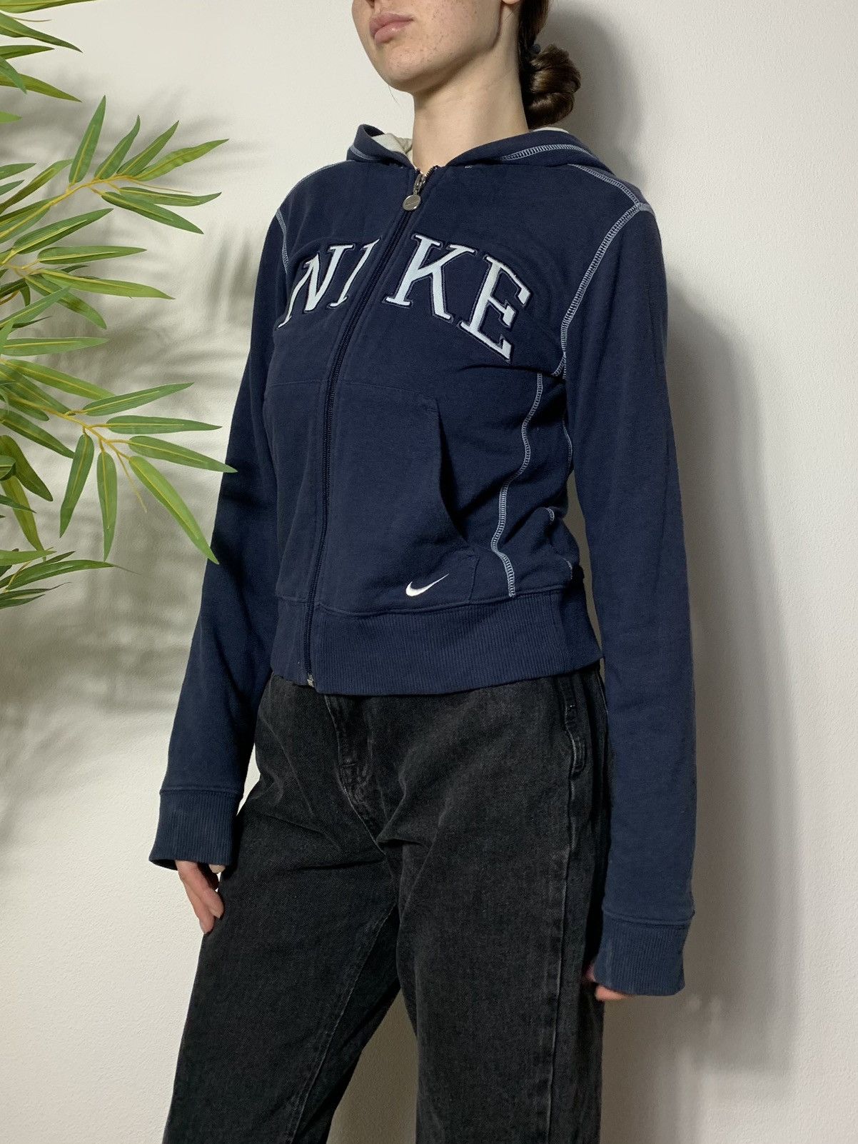 Nike VINTAGE NIKE BIG LOGO Y2K ZIP UP HOODIE Size M / US 6-8 / IT 42-44 - 3 Thumbnail