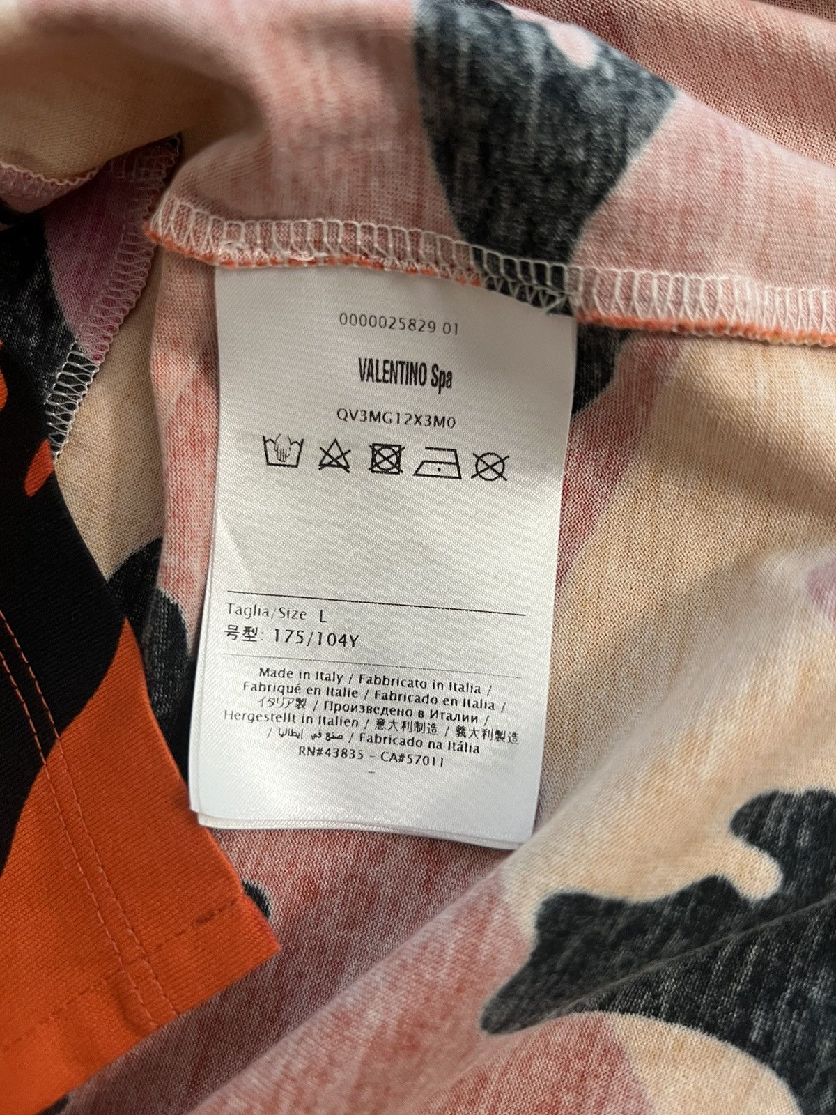 Valentino Valentino Multi Camo TShirt Size US M / EU 48-50 / 2 - 5 Thumbnail