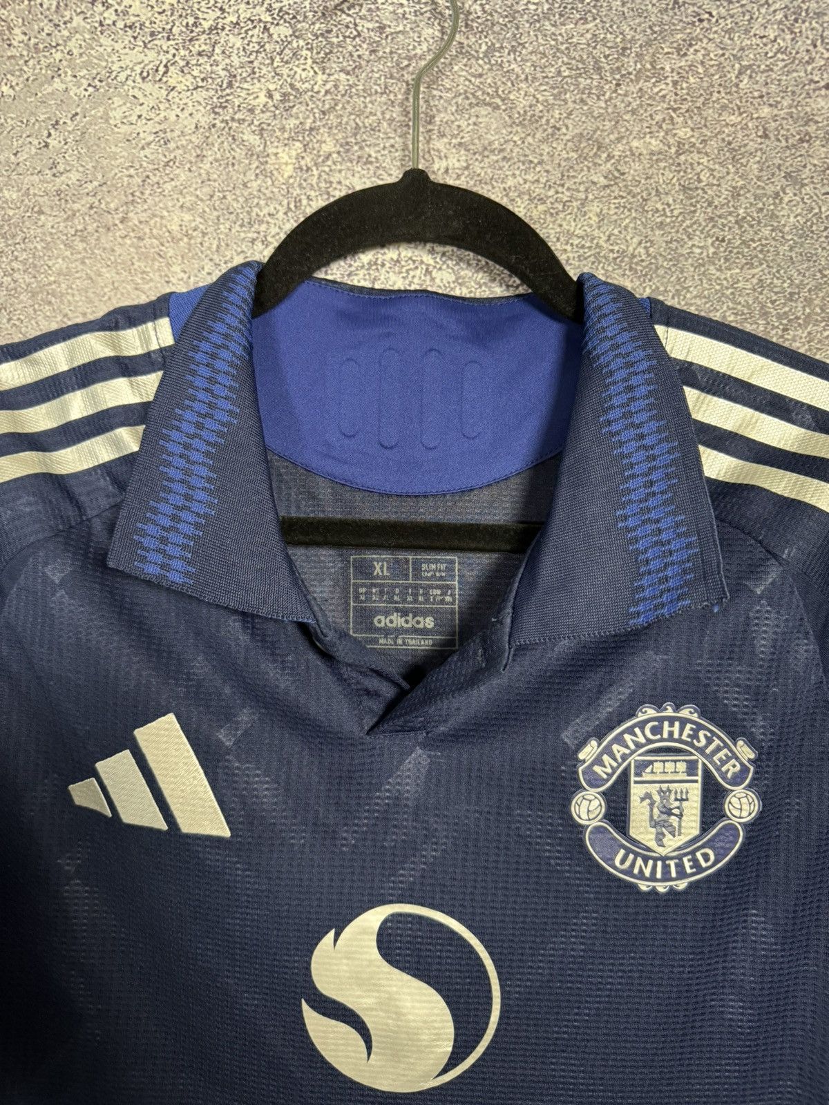 Other Manchester United 2024/25 Away Soccer Jersey Blokcore Size US XL / EU 56 / 4 - 9 Thumbnail