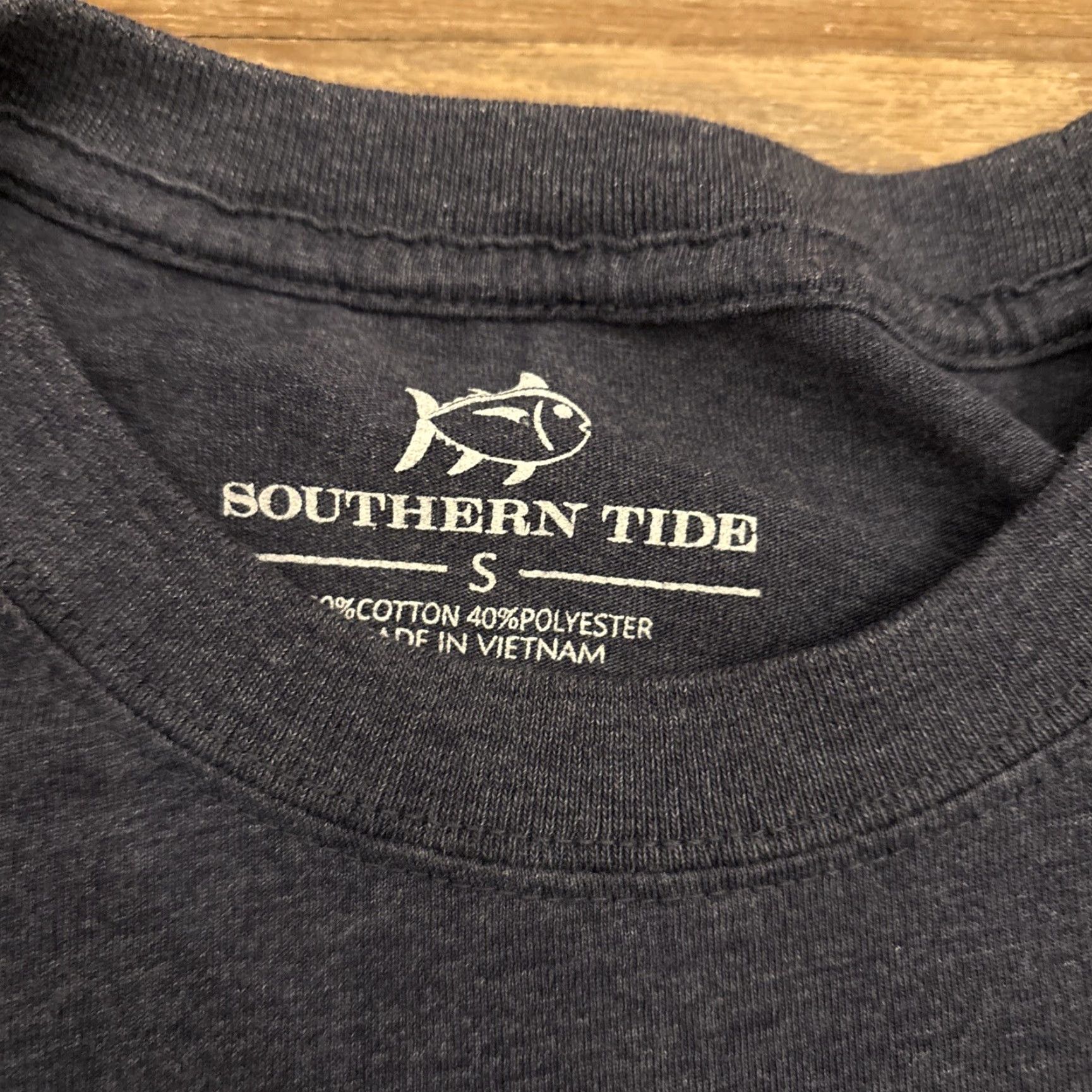Southern Tide Southern Tide long sleeve Gray Deer Buck Christmas shirt Size S Size US S / EU 44-46 / 1 - 4 Thumbnail