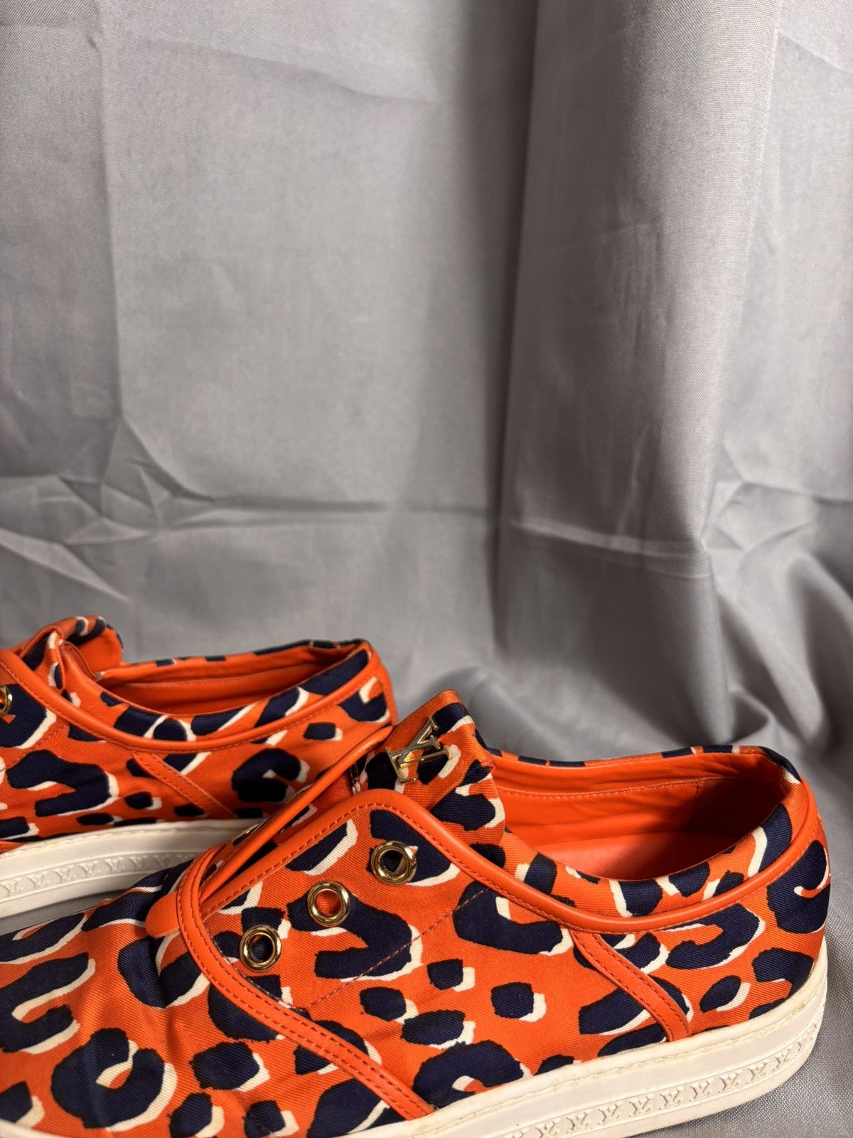 Louis Vuitton Louis Vuitton Tiger Print Sneaker Size US 7.5 / IT 37.5 - 7 Thumbnail