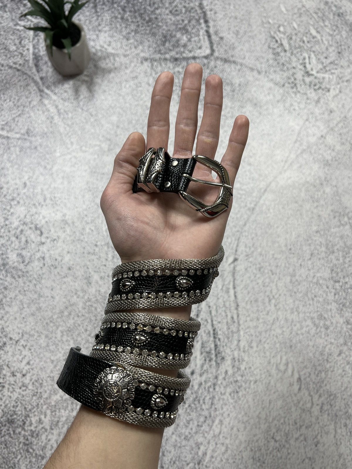 image of Vintage Nanni Avant Garde Metal Leather Y2K Belt in Black/Gray, Men's