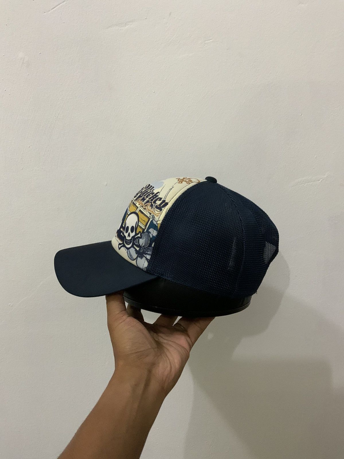 Disney Mickey Mouse Disney Trucker Hat Size ONE SIZE - 2 Thumbnail