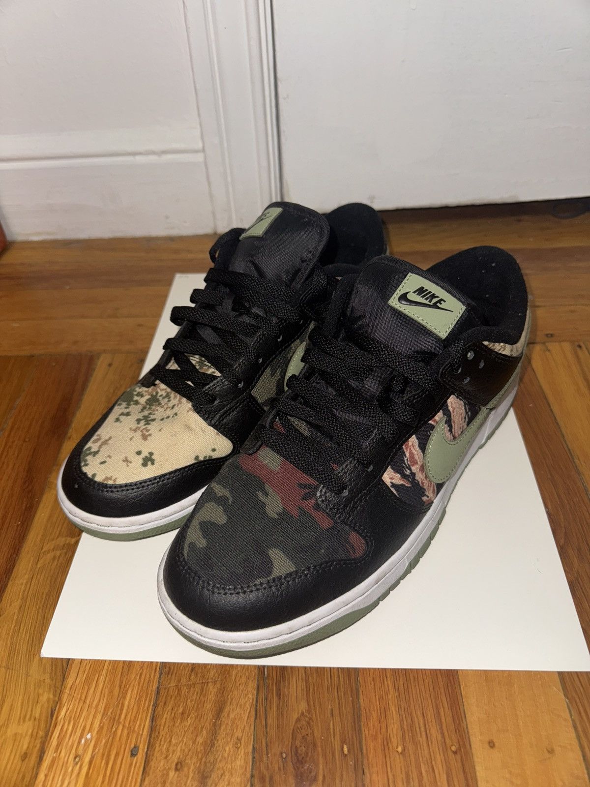 Nike Nike Low Dunks crazy camo Size US 10.5 / EU 43-44 - 1 Thumbnail