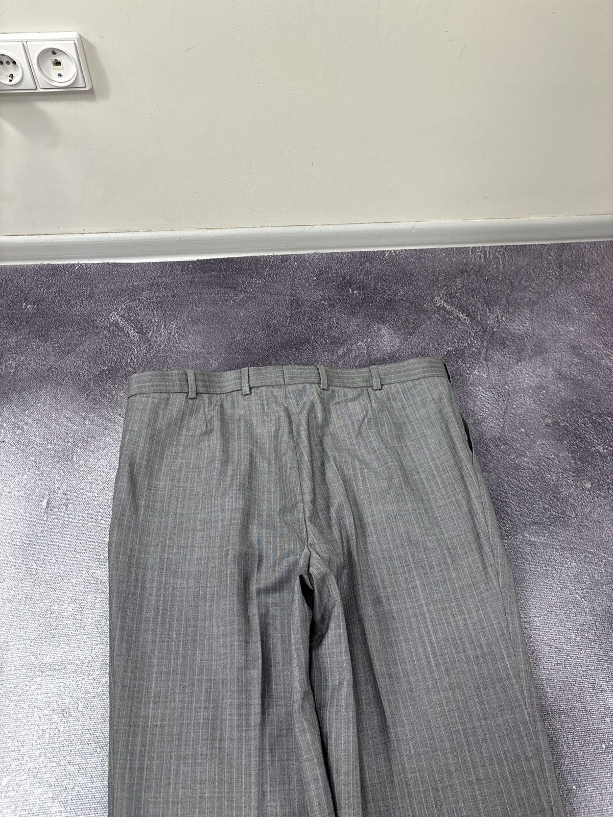 Other Bespoke Dormeuil Men’s 2-Piece Grey Pinstripe Wool Suit Size 52R - 23 Thumbnail