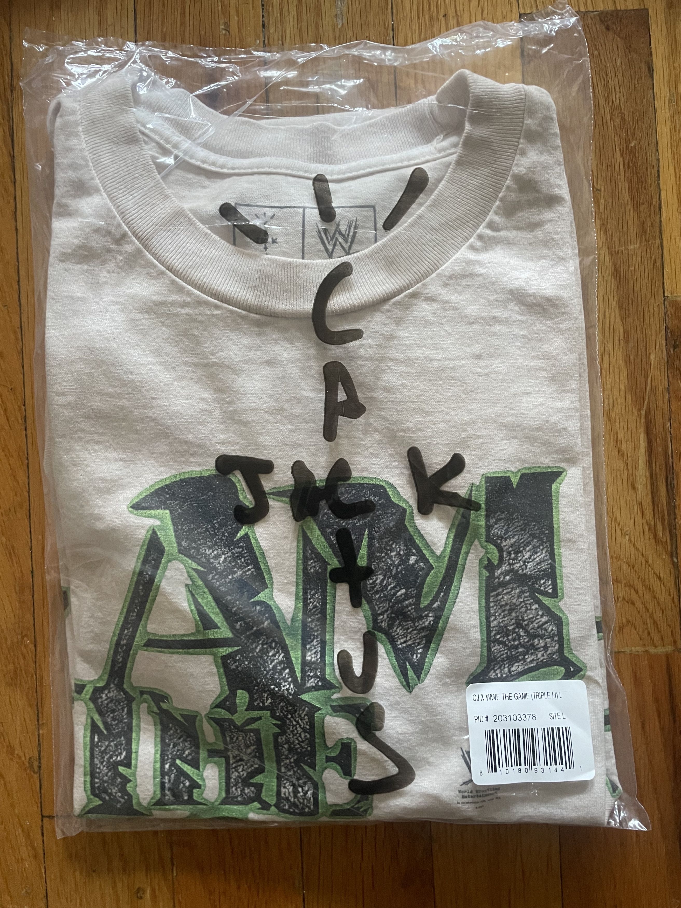 Travis Scott × WWE Travis Scott Triple H WWE Sz Large Size US L / EU 52-54 / 3 - 1 Thumbnail