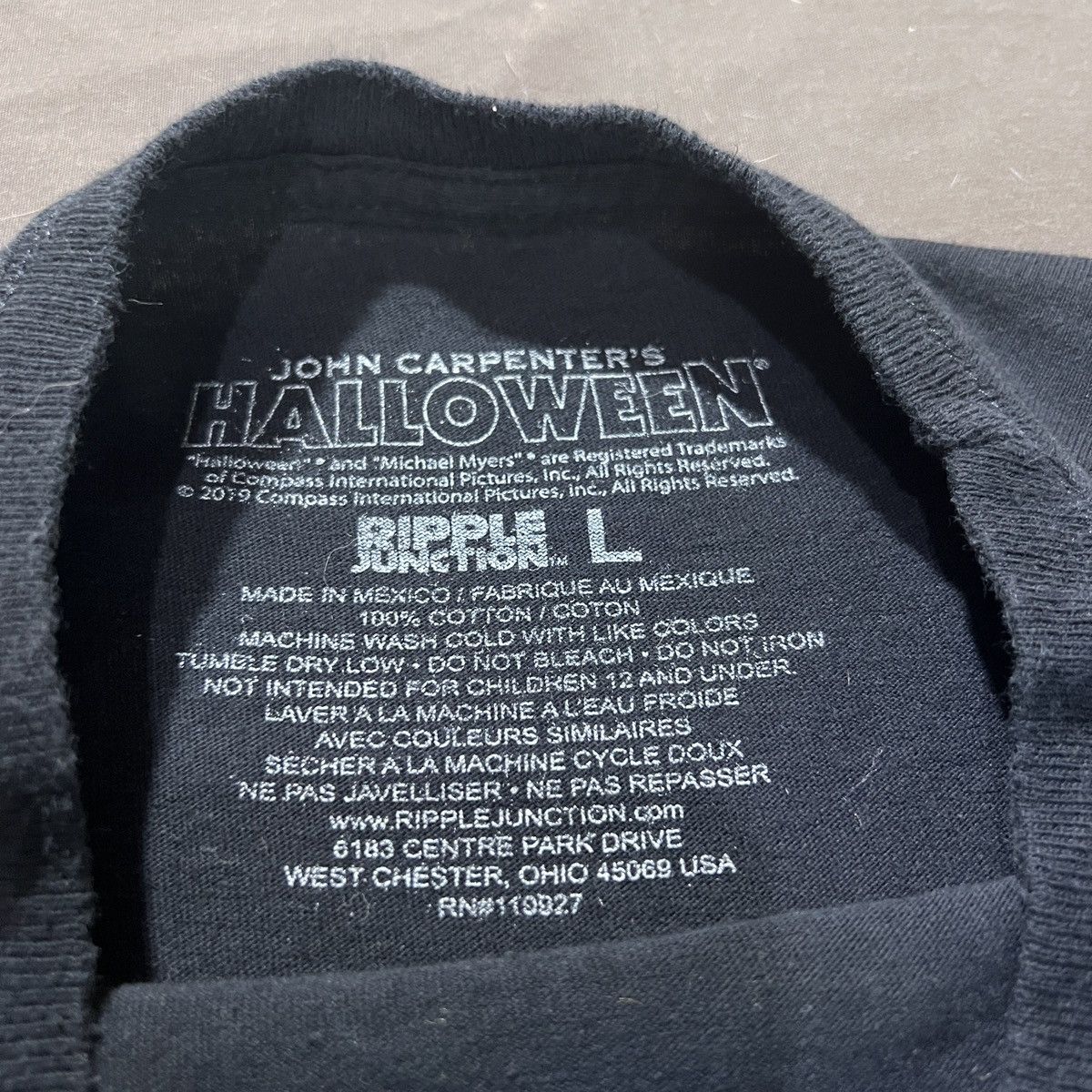 Expert Horror JOHN CARPENTER'S HALLOWEEN Promo Movie Tee Size US L / EU 52-54 / 3 - 6 Thumbnail