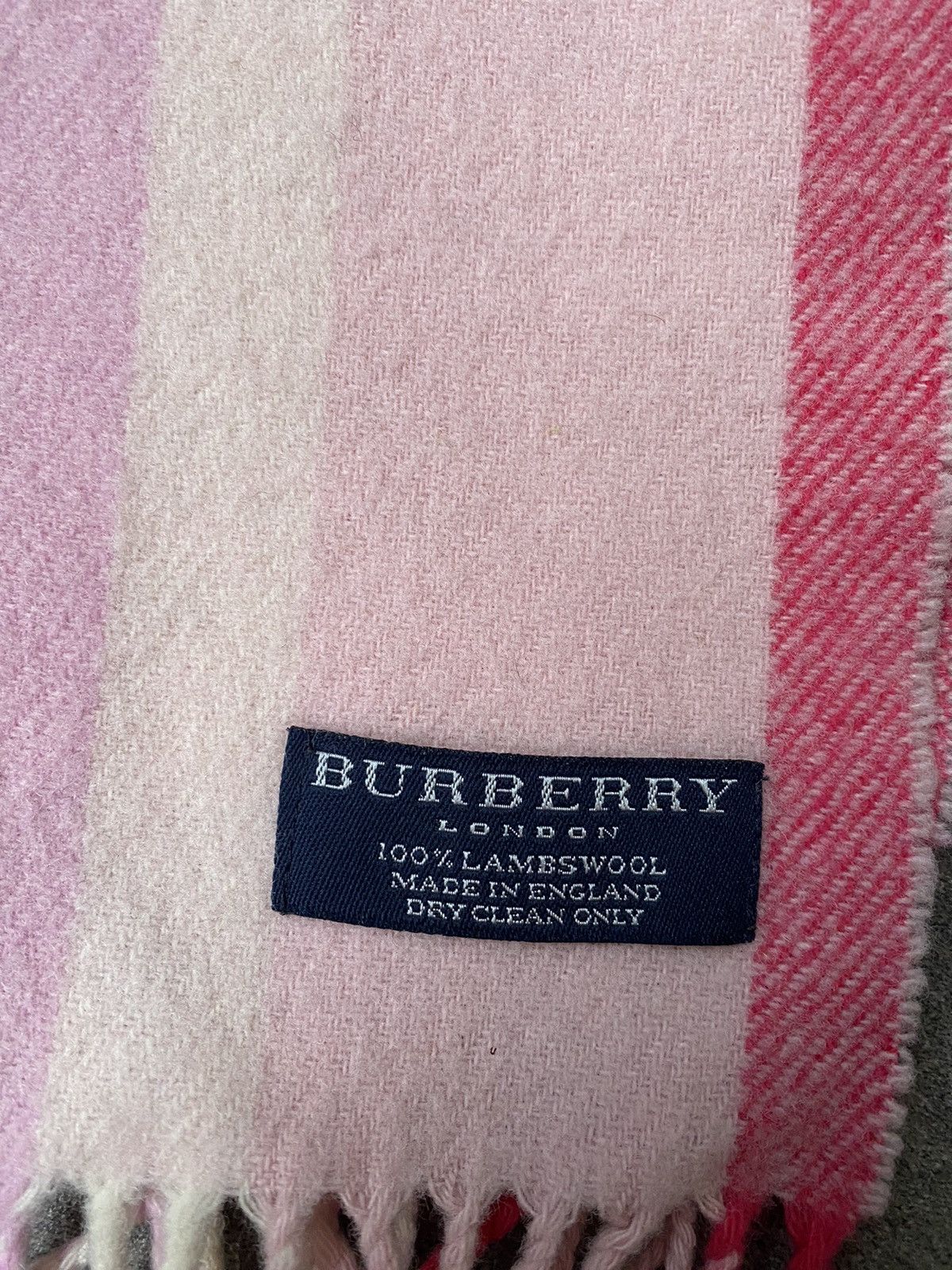 Burberry Scarf Cashmere Muffler Neckwear