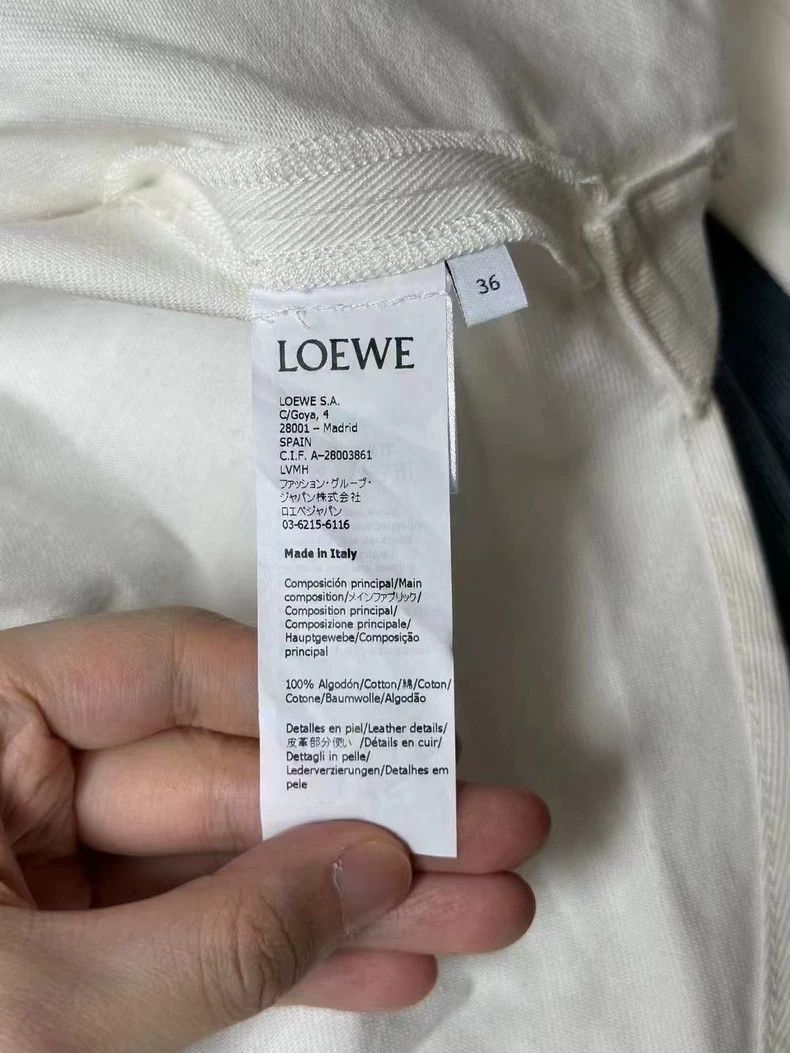 Loewe LOEWE White leather badge logo shirt jacket Size XXS / US 00 / IT 34 - 4 Thumbnail