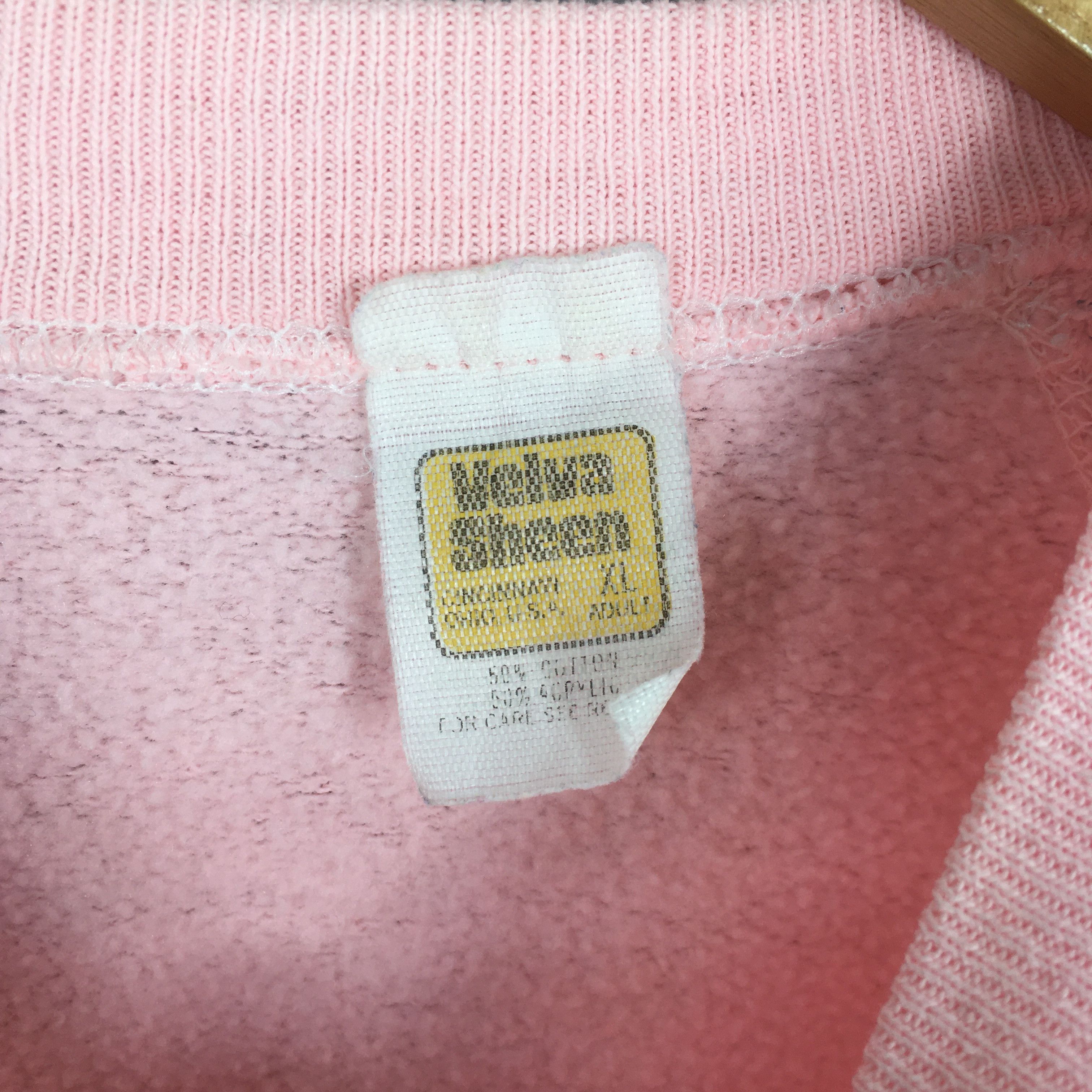NCAA Vintage 1990s Capital University Pink Sweatshirt Large Size US L / EU 52-54 / 3 - 5 Thumbnail