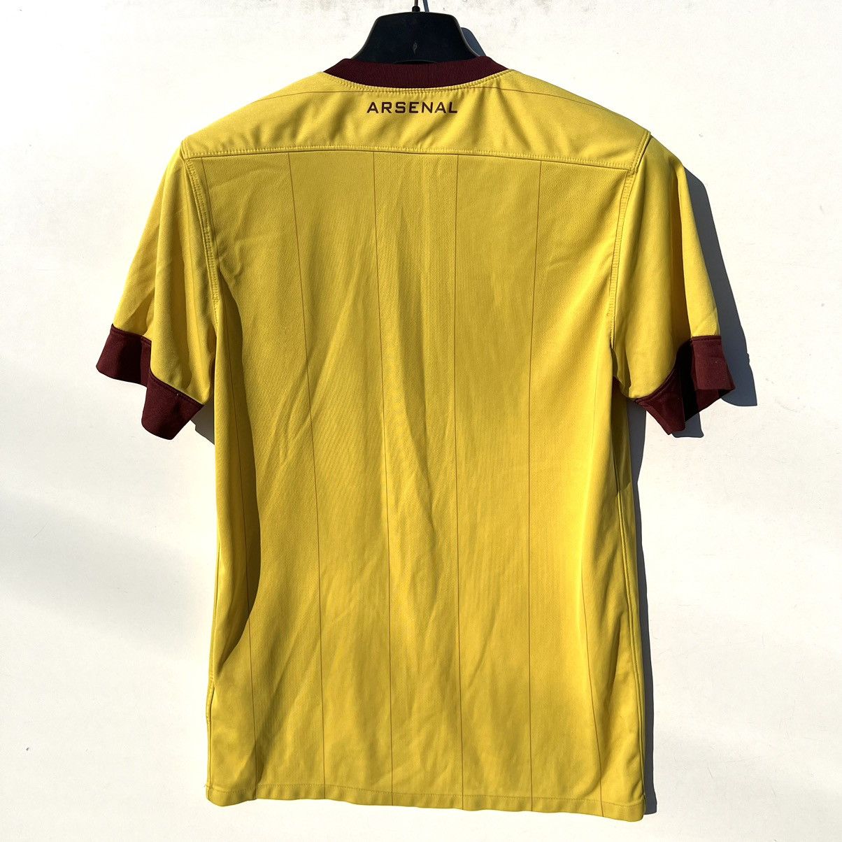Nike × Vintage Vintage Nike Arsenal London Jersey 2010-2012 yellow Size US S / EU 44-46 / 1 - 9 Thumbnail