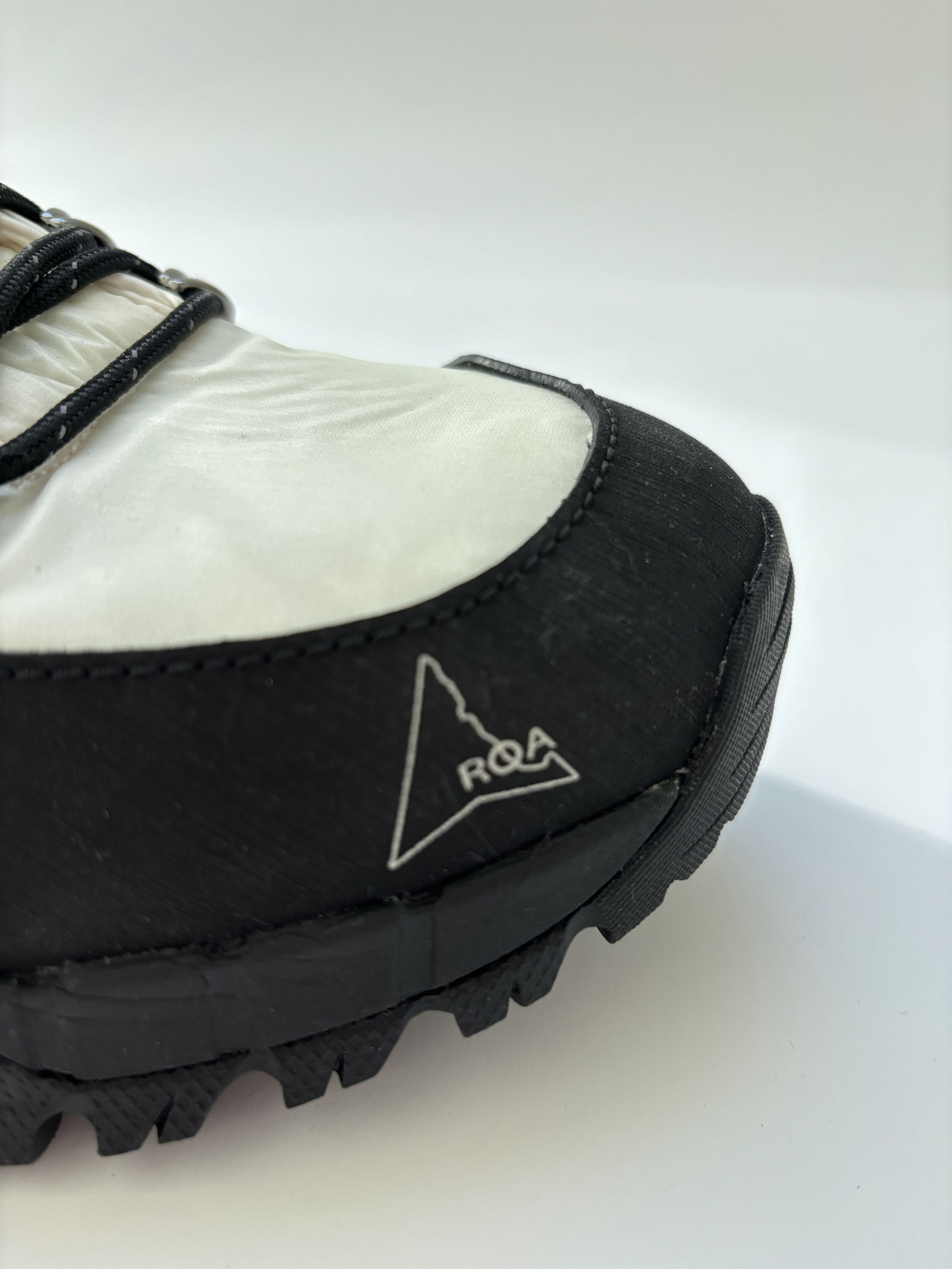 ROA ⚡️QUICK SALE⚡️ROA Andreas Cream/Black Hiking Boots Size US 7 / EU 40 - 9 Thumbnail
