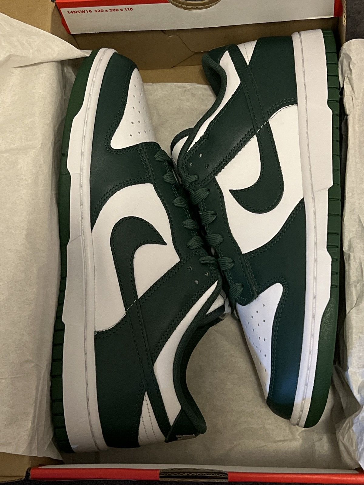 Nike MICHIGAN STATE GREEN DUNK Size US 9 / EU 42 - 1 Thumbnail