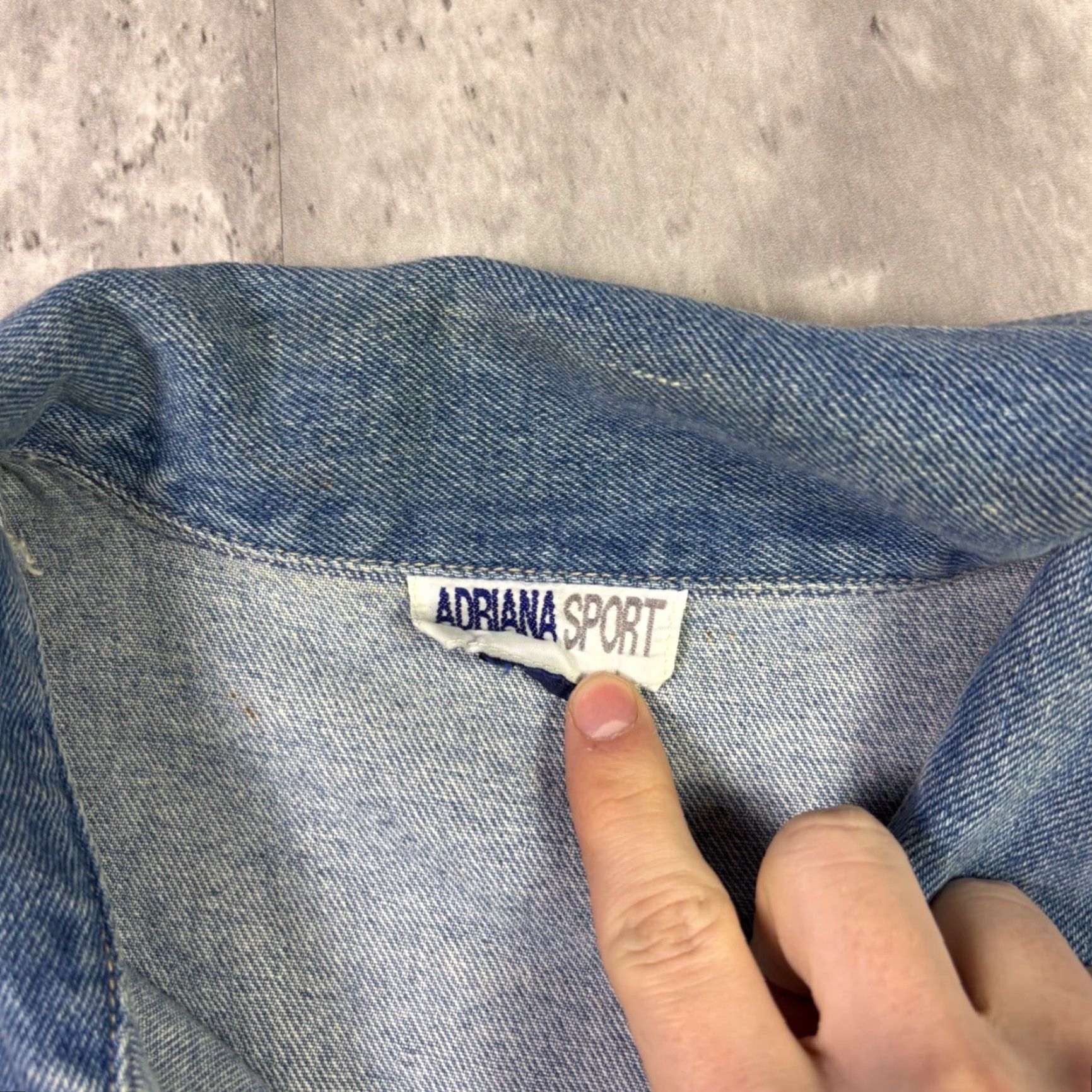 Denime VINTAGE Adriana Sport Denim Jacket XL Mens Blue 90s Trucker Jacket Short Jacket Co... Size US XL / EU 56 / 4 - 5 Thumbnail