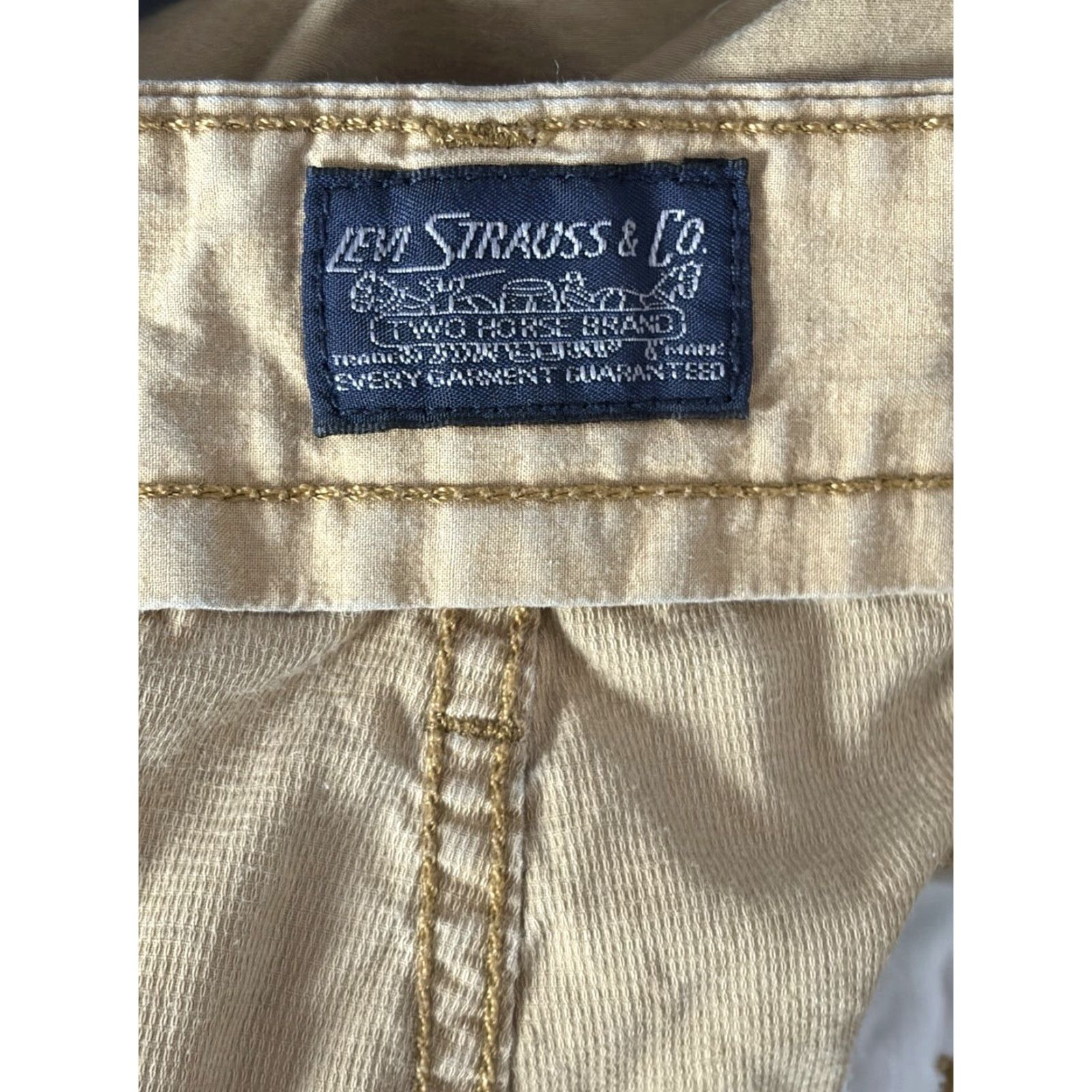 Levi's VINTAGE? No. Just Levi's Cargo Shorts Mens Regular 42 Beige Khaki Ripstop Cotton Pocket Cargo Outdoor Casual Summer 12in Inseam Mens Size US 42 / EU 58 - 7 Thumbnail
