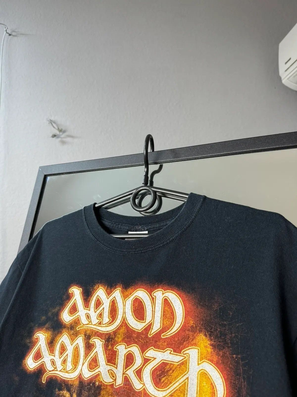 Band Tees 2011 Amon Amarth Tour Faded Paint Splattered Distressed Tee Size US M / EU 48-50 / 2 - 3 Thumbnail