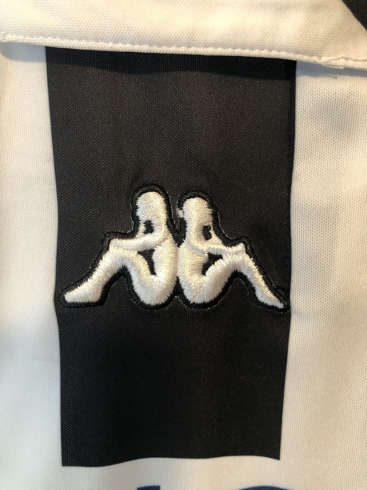Kappa Juventus 1997/98 Home Centenary Kit - Kappa - Size Large Size US L / EU 52-54 / 3 - 4 Thumbnail