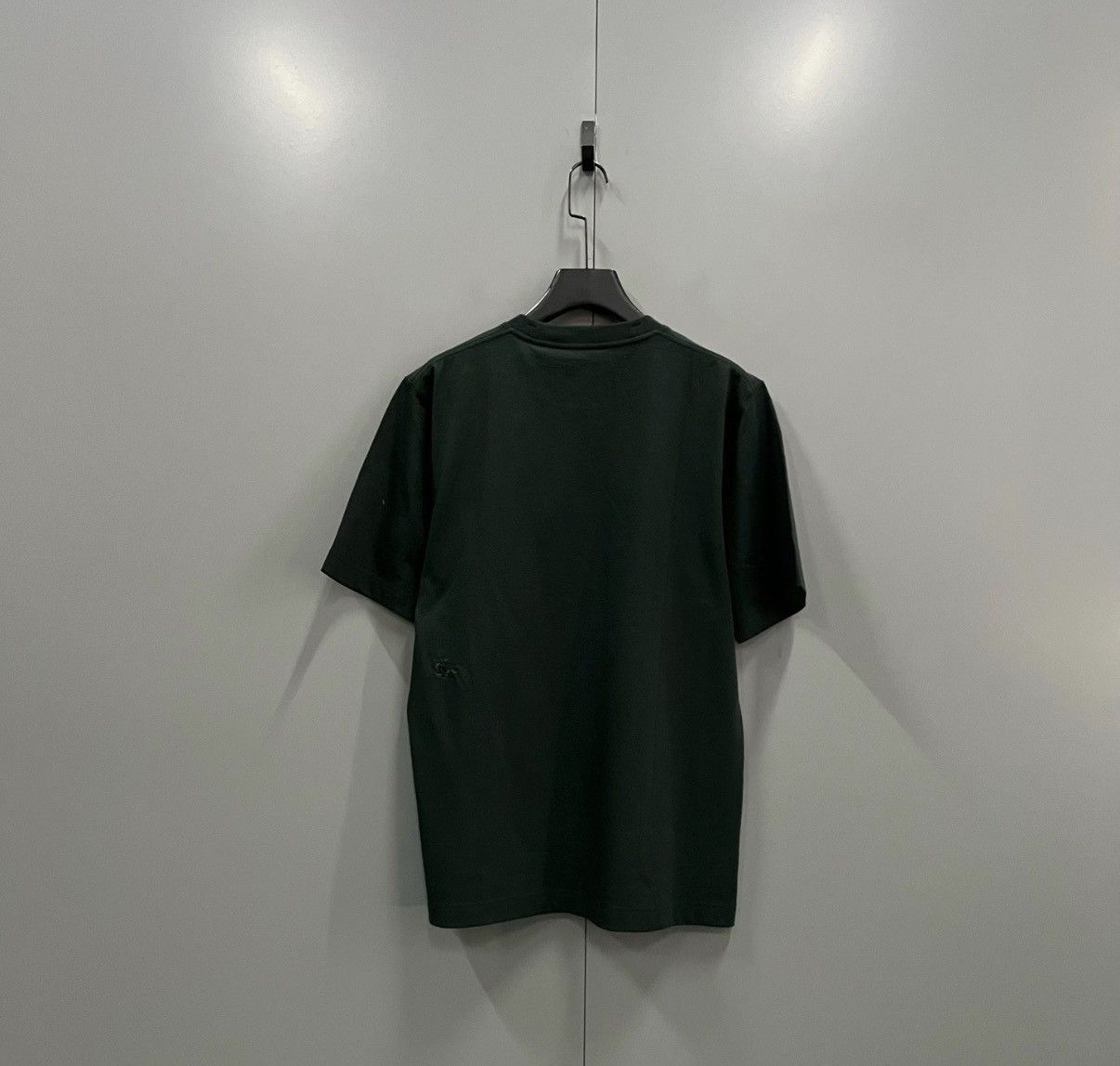 Burberry Burberry Embroidered Knight Short-Sleeve T-shirt J41 Size US S / EU 44-46 / 1 - 2 Thumbnail