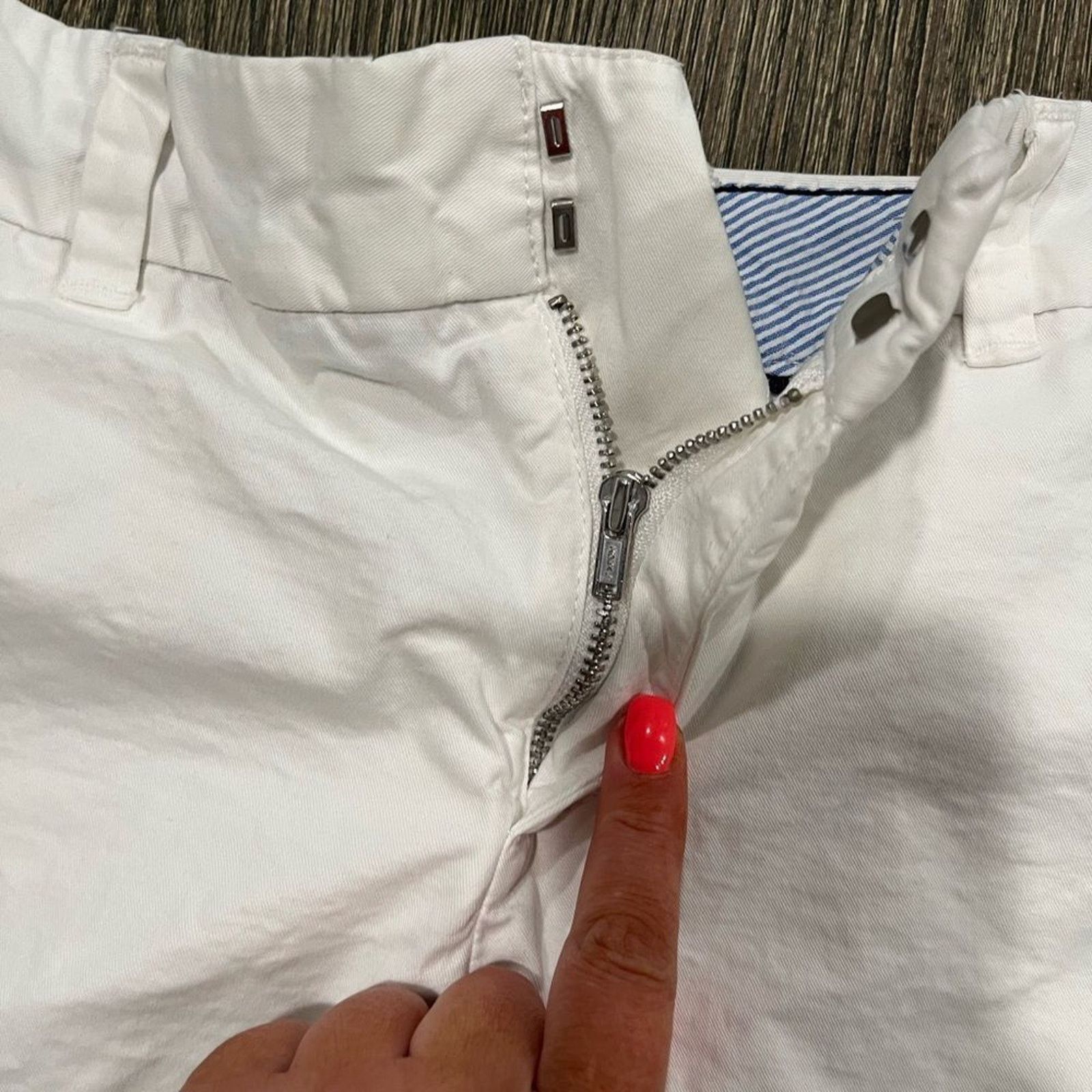 Tommy Hilfiger Tommy Hilfiger Hollywood Chino Shorts Mid-Rise Relaxed Sz 6 Size 28" / US 6 / IT 42 - 4 Thumbnail
