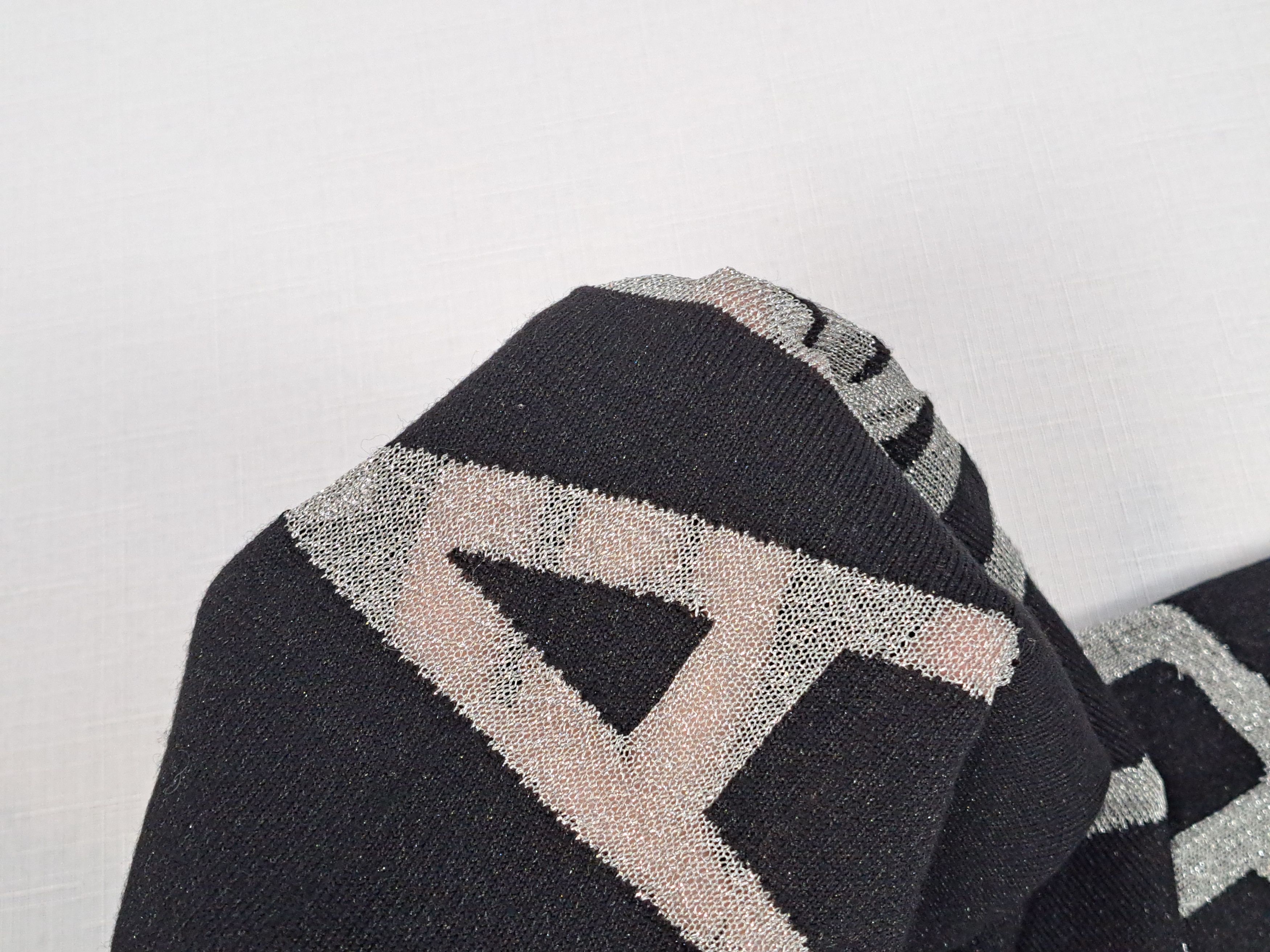 Zadig & Voltaire Zadig & Voltaire "AMOUR" black metallic sheen pullover. Size M / US 6-8 / IT 42-44 - 7 Thumbnail