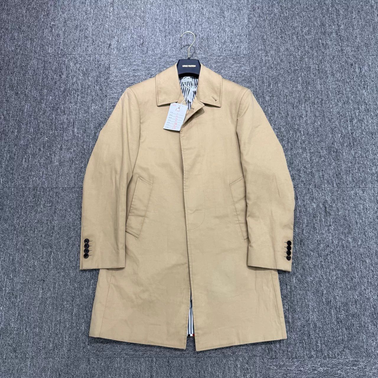 Thom Browne Thom Browne Beige Overcoat Size 0. Size US XS / EU 42 / 0 - 1 Thumbnail
