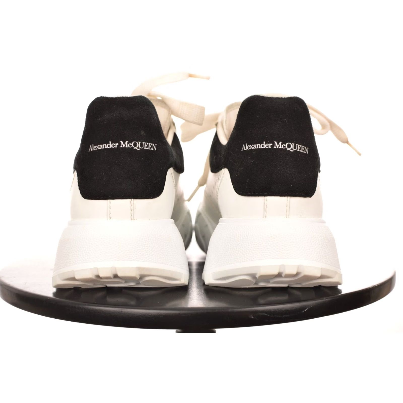 Alexander McQueen Alexander McQueen Oversized Court Leather Low-Top Sneakers 633915 Size 35 White Sneakers Women US 5 90s? Size US 5 / IT 35 - 4 Thumbnail