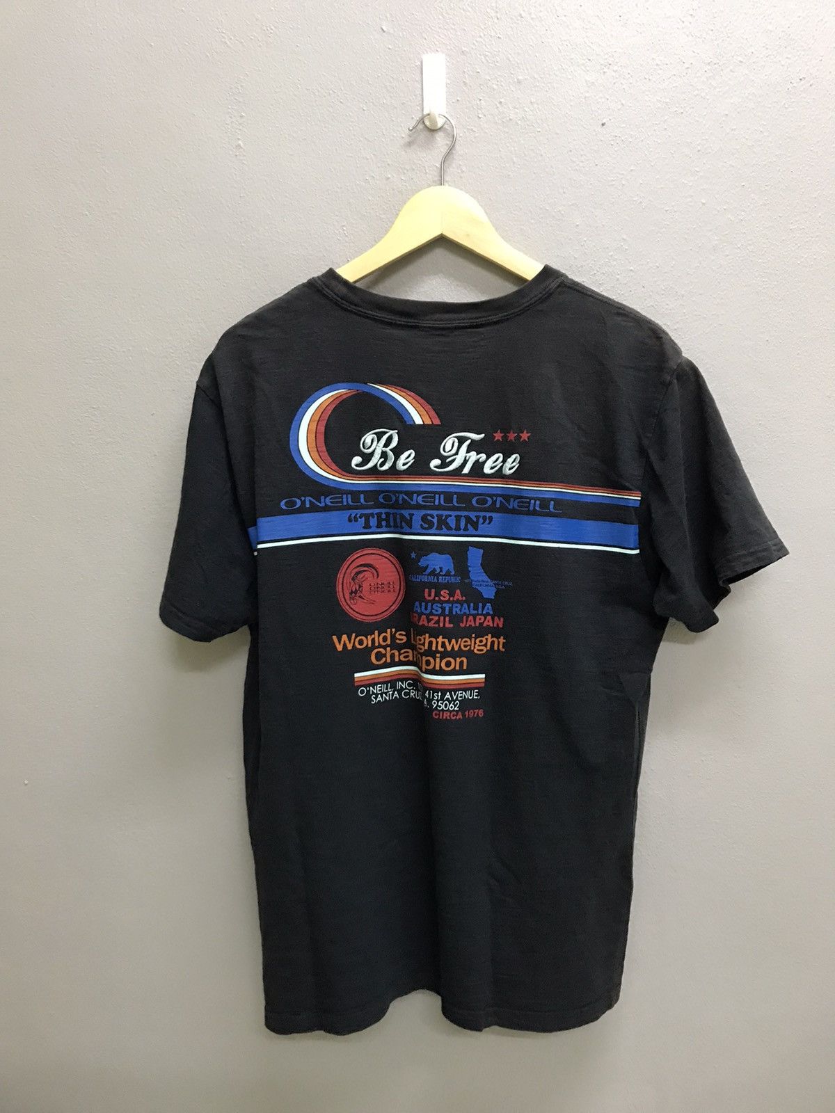 O'Neill VINTAGE O’NEILL SURFING TSHIRT Size US M / EU 48-50 / 2 - 5 Thumbnail