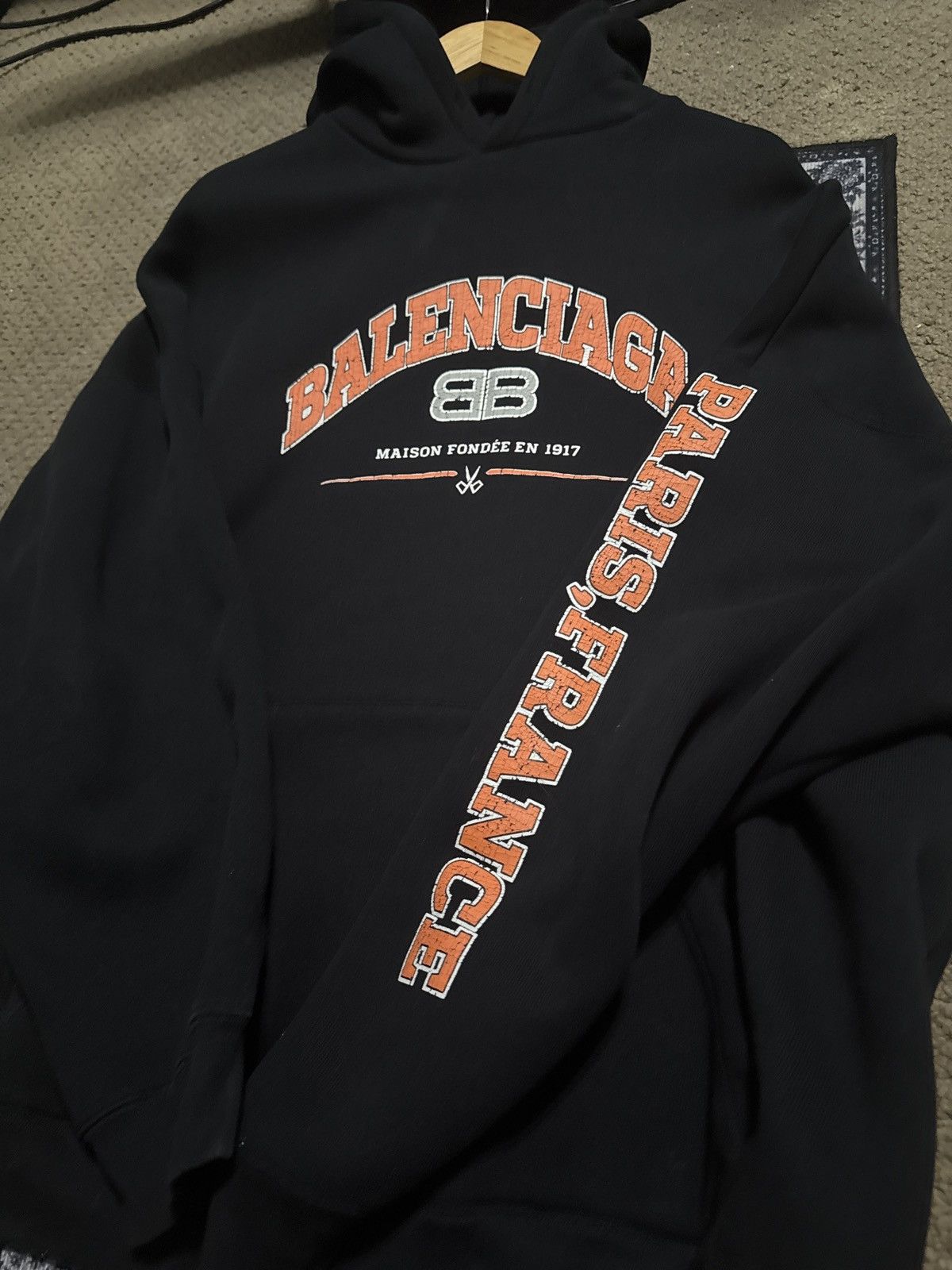 Balenciaga Balenciaga Double B Vintage Maison Fondée Hoodie Size US L / EU 52-54 / 3 - 2 Thumbnail
