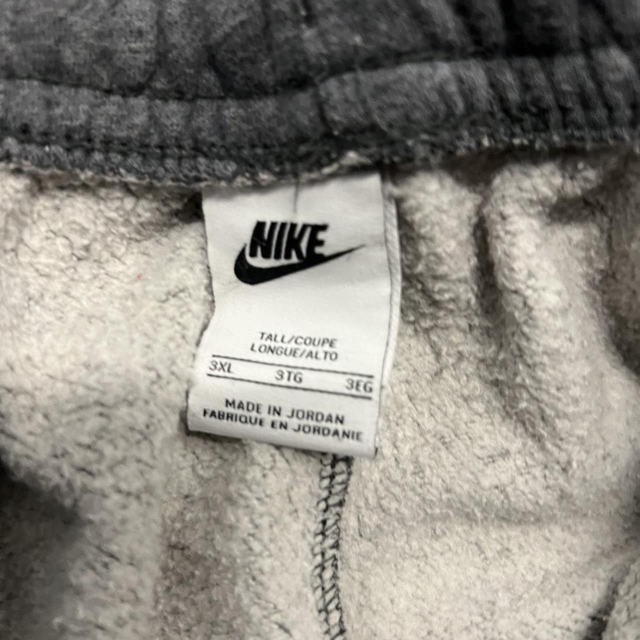 Nike Crazy Vintage Y2K Nike Grey Sweatpants Bleach splatter baggy Size US 38 / EU 54 - 7 Thumbnail