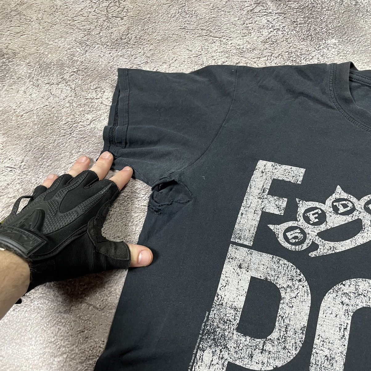 Band Tees Vintage Y2K FUCK POP LETS ROCK Goth Opium FADED THRASHED Tee Size US M / EU 48-50 / 2 - 5 Thumbnail