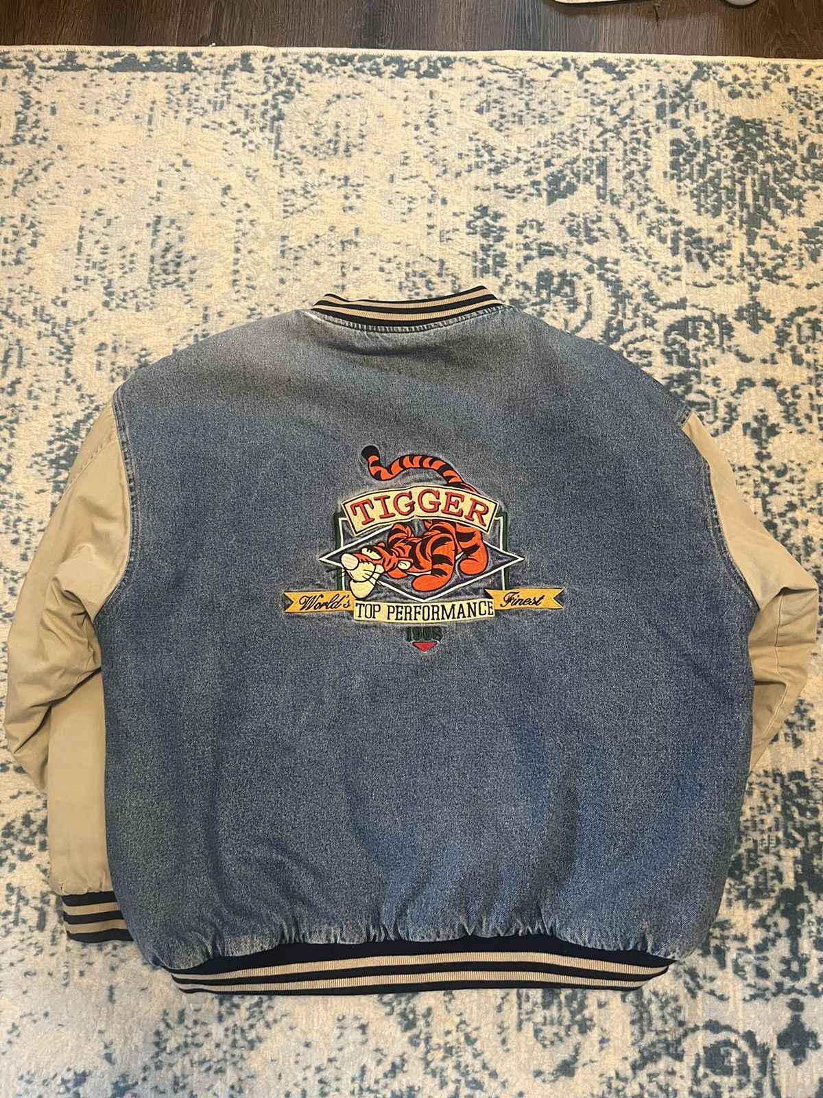 Disney 90s Disney Store Tigger Jacket XL | Grailed