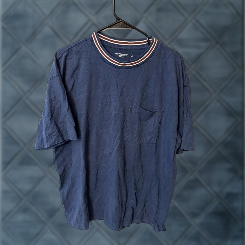 Abercrombie & Fitch Abercrombie & Fitch Men's Oversized Navy Blue T-Shirt L Soft Crew Neck Casual Graphic Tee Size US L / EU 52-54 / 3 - 1 Thumbnail