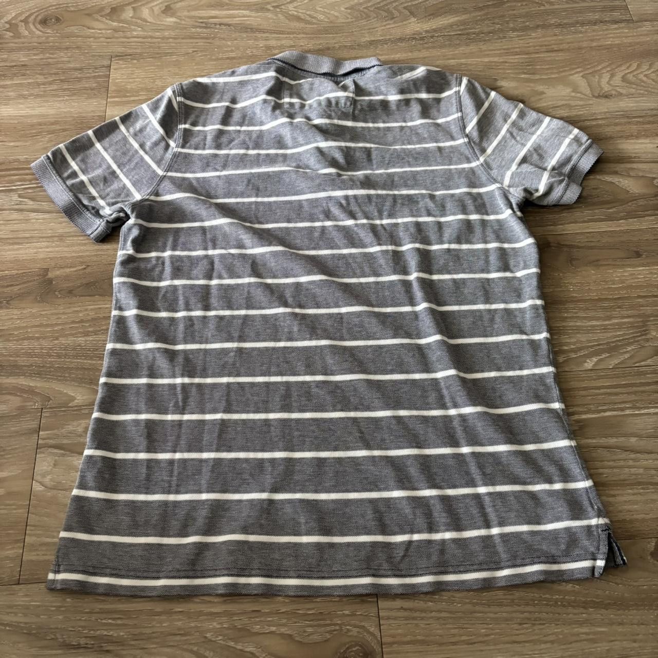 Japanese Brand Crazy Vintage Y2K/2000s Grey Striped Polo Shirt! Fits M Size US M / EU 48-50 / 2 - 4 Thumbnail