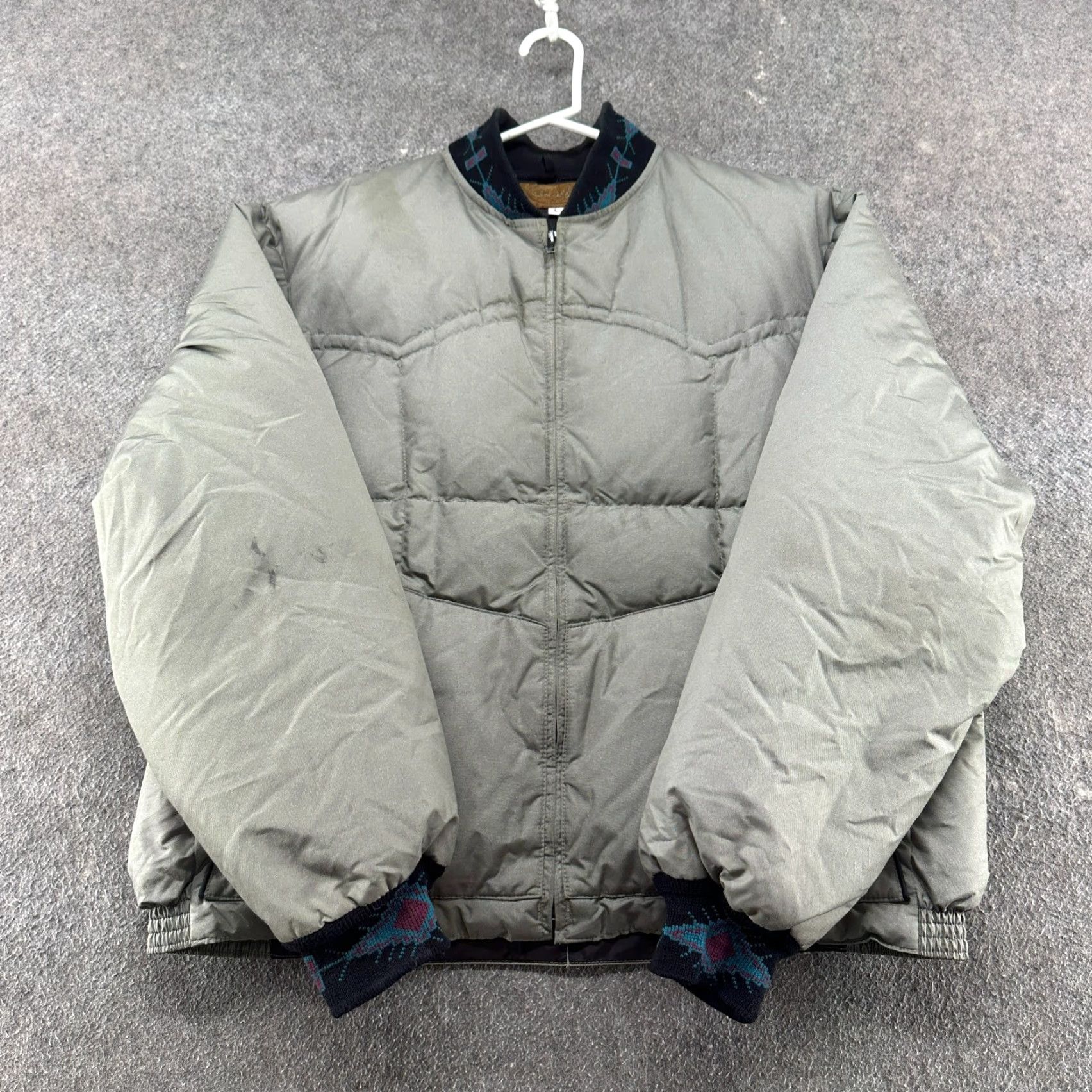 Vintage VINTAGE Comfy Jacket Mens L Grey Bomber Puffer Quilted Down Aztec Western 90s Size US L / EU 52-54 / 3 - 2 Thumbnail