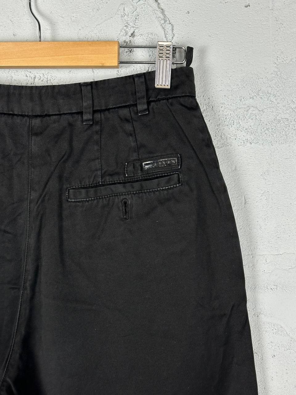 Prada Avant Garde Prada Black Culottes Pants Size 44 Size 30" / US 8 / IT 44 - 3 Thumbnail